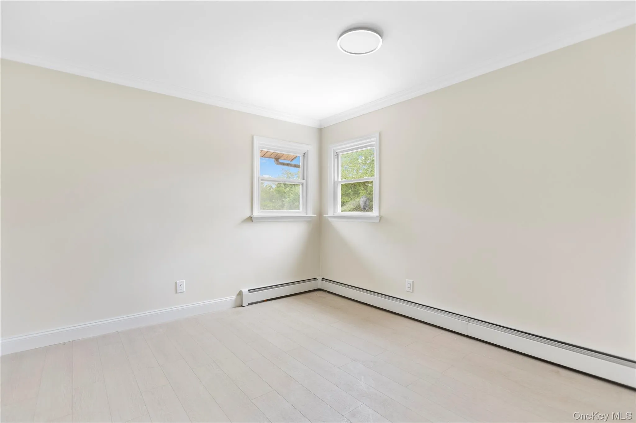 25 Adrienne Lane, Smithtown, NY, 4 Bedrooms Bedrooms, 10 Rooms Rooms,2 BathroomsBathrooms,Residential Lease,For Rent,Adrienne,0,1007096 25 Adrienne Lane, Smithtown, NY, 4 Bedrooms Bedrooms, 10 Rooms Rooms,2 BathroomsBathrooms,Residential Lease,For Rent,Adrienne,0,1007096