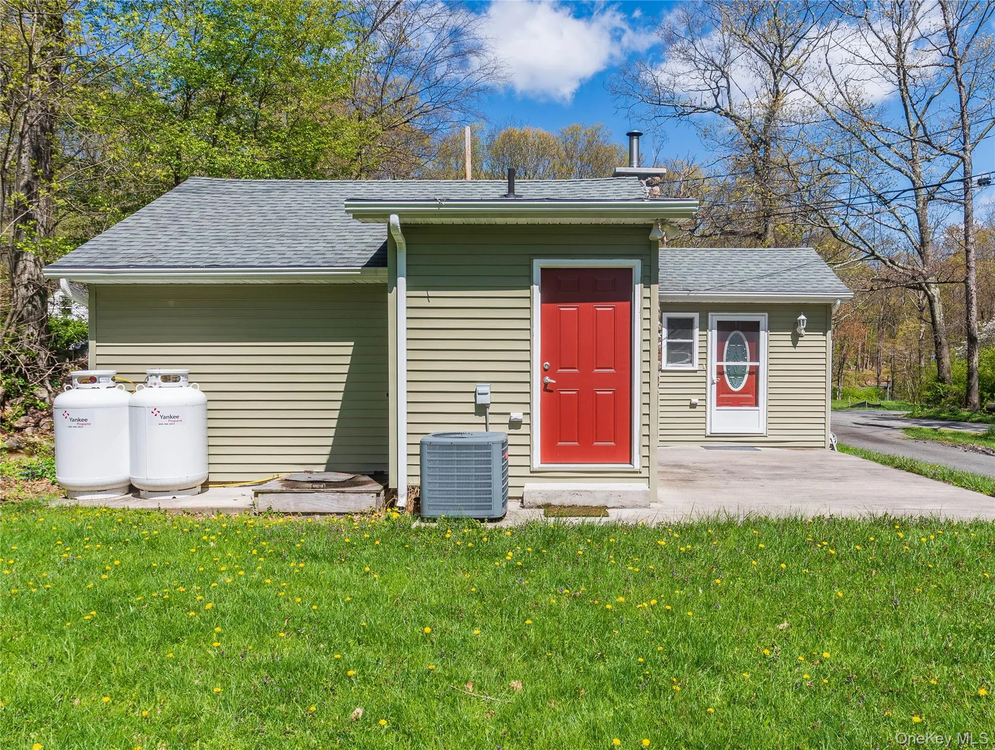 797 Forest Glen Road, Monroe, NY, 2 Bedrooms Bedrooms, 5 Rooms Rooms,1 BathroomBathrooms,Residential Lease,For Rent,Forest Glen,0,1007098 797 Forest Glen Road, Monroe, NY, 2 Bedrooms Bedrooms, 5 Rooms Rooms,1 BathroomBathrooms,Residential Lease,For Rent,Forest Glen,0,1007098