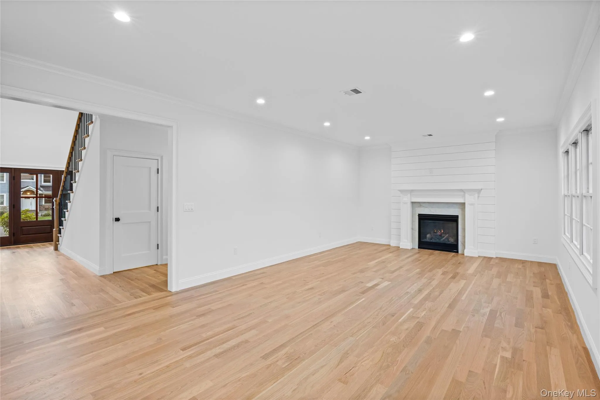 92 Biltmore Boulevard, Oyster Bay, NY, 4 Bedrooms Bedrooms, 8 Rooms Rooms,3 BathroomsBathrooms,Residential,For Rent,Biltmore,0,1007110 92 Biltmore Boulevard, Oyster Bay, NY, 4 Bedrooms Bedrooms, 8 Rooms Rooms,3 BathroomsBathrooms,Residential,For Rent,Biltmore,0,1007110