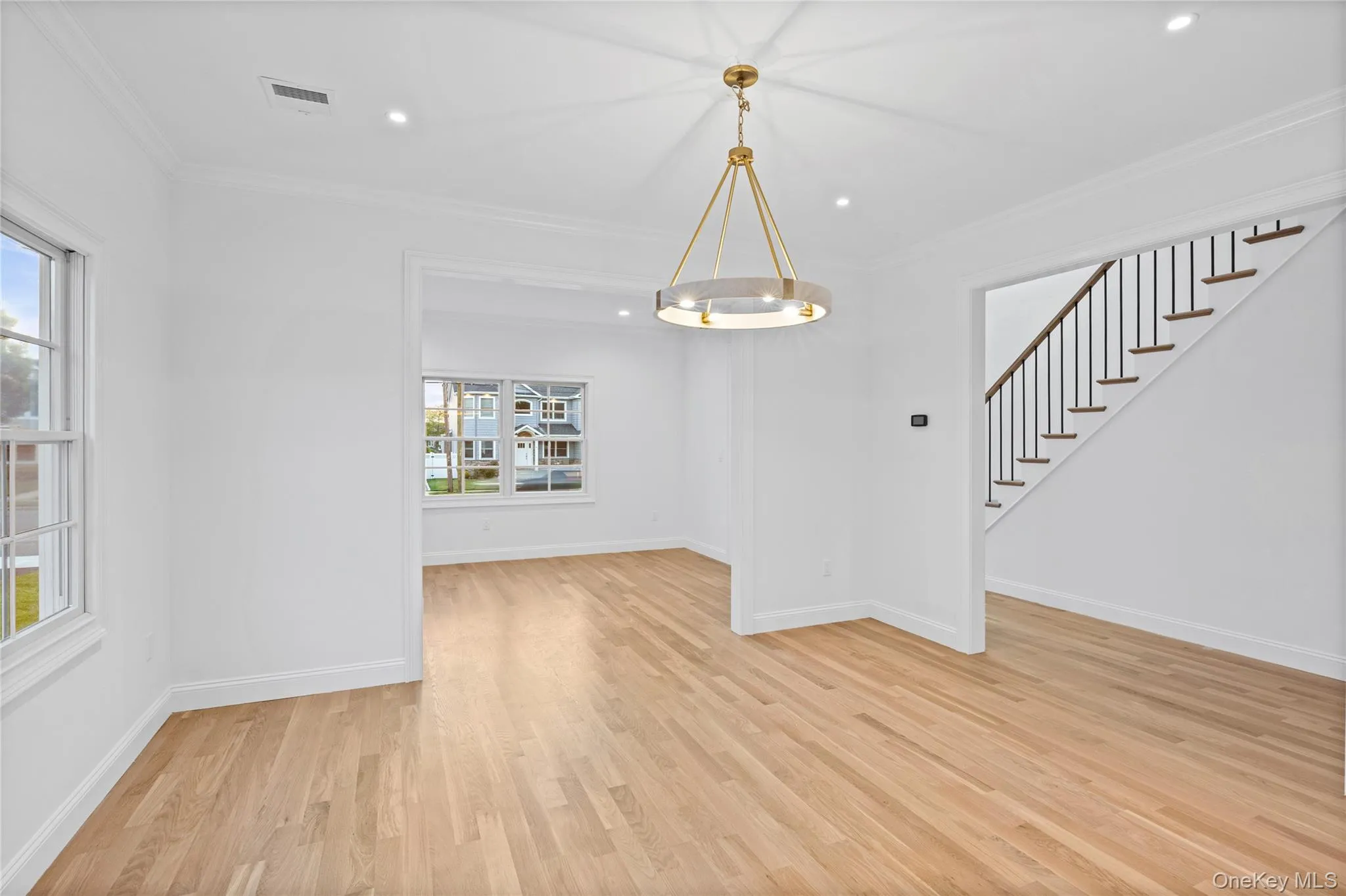 92 Biltmore Boulevard, Oyster Bay, NY, 4 Bedrooms Bedrooms, 8 Rooms Rooms,3 BathroomsBathrooms,Residential,For Rent,Biltmore,0,1007110 92 Biltmore Boulevard, Oyster Bay, NY, 4 Bedrooms Bedrooms, 8 Rooms Rooms,3 BathroomsBathrooms,Residential,For Rent,Biltmore,0,1007110