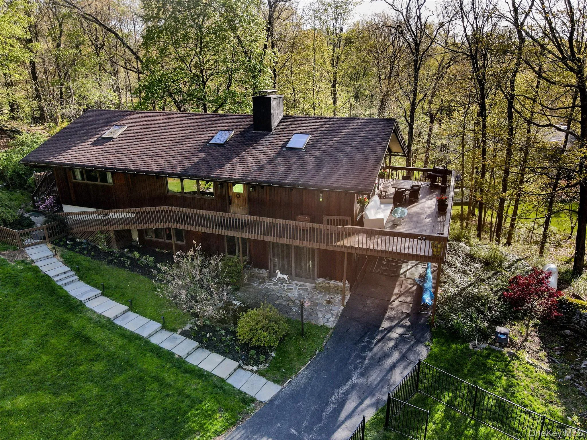 380 Long Ridge Road, Pound Ridge, NY, 3 Bedrooms Bedrooms, 12 Rooms Rooms,2 BathroomsBathrooms,Residential,For Rent,Long Ridge,0,1007115 380 Long Ridge Road, Pound Ridge, NY, 3 Bedrooms Bedrooms, 12 Rooms Rooms,2 BathroomsBathrooms,Residential,For Rent,Long Ridge,0,1007115