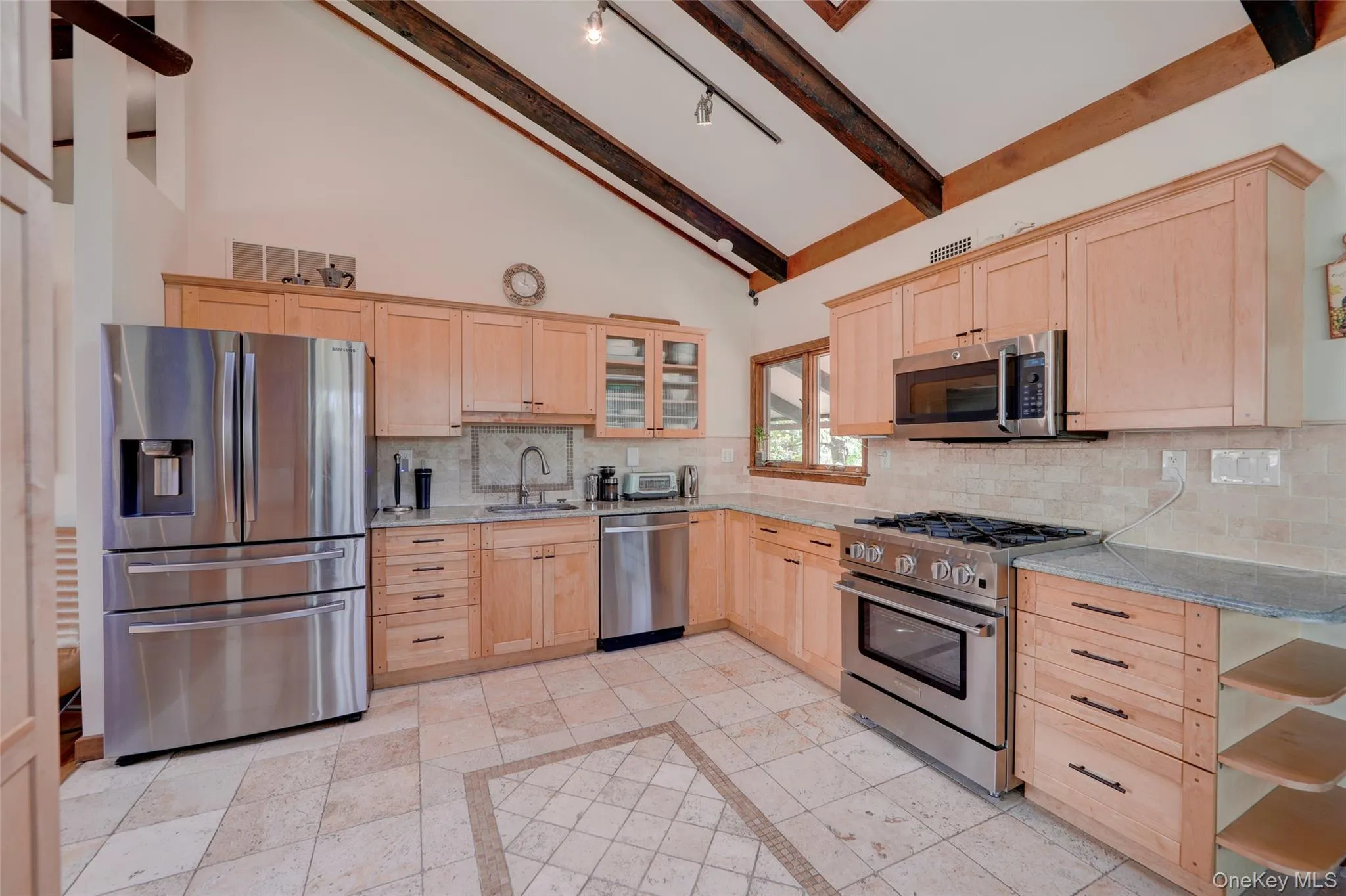 380 Long Ridge Road, Pound Ridge, NY, 3 Bedrooms Bedrooms, 12 Rooms Rooms,2 BathroomsBathrooms,Residential,For Rent,Long Ridge,0,1007115 380 Long Ridge Road, Pound Ridge, NY, 3 Bedrooms Bedrooms, 12 Rooms Rooms,2 BathroomsBathrooms,Residential,For Rent,Long Ridge,0,1007115