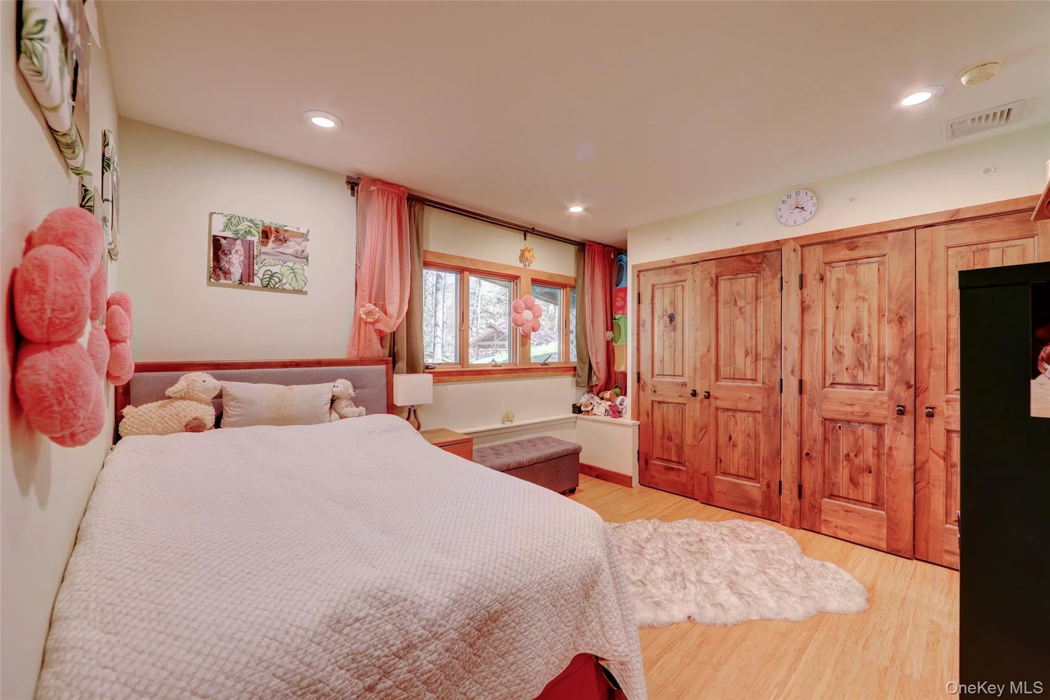 380 Long Ridge Road, Pound Ridge, NY, 3 Bedrooms Bedrooms, 12 Rooms Rooms,2 BathroomsBathrooms,Residential,For Rent,Long Ridge,0,1007115 380 Long Ridge Road, Pound Ridge, NY, 3 Bedrooms Bedrooms, 12 Rooms Rooms,2 BathroomsBathrooms,Residential,For Rent,Long Ridge,0,1007115