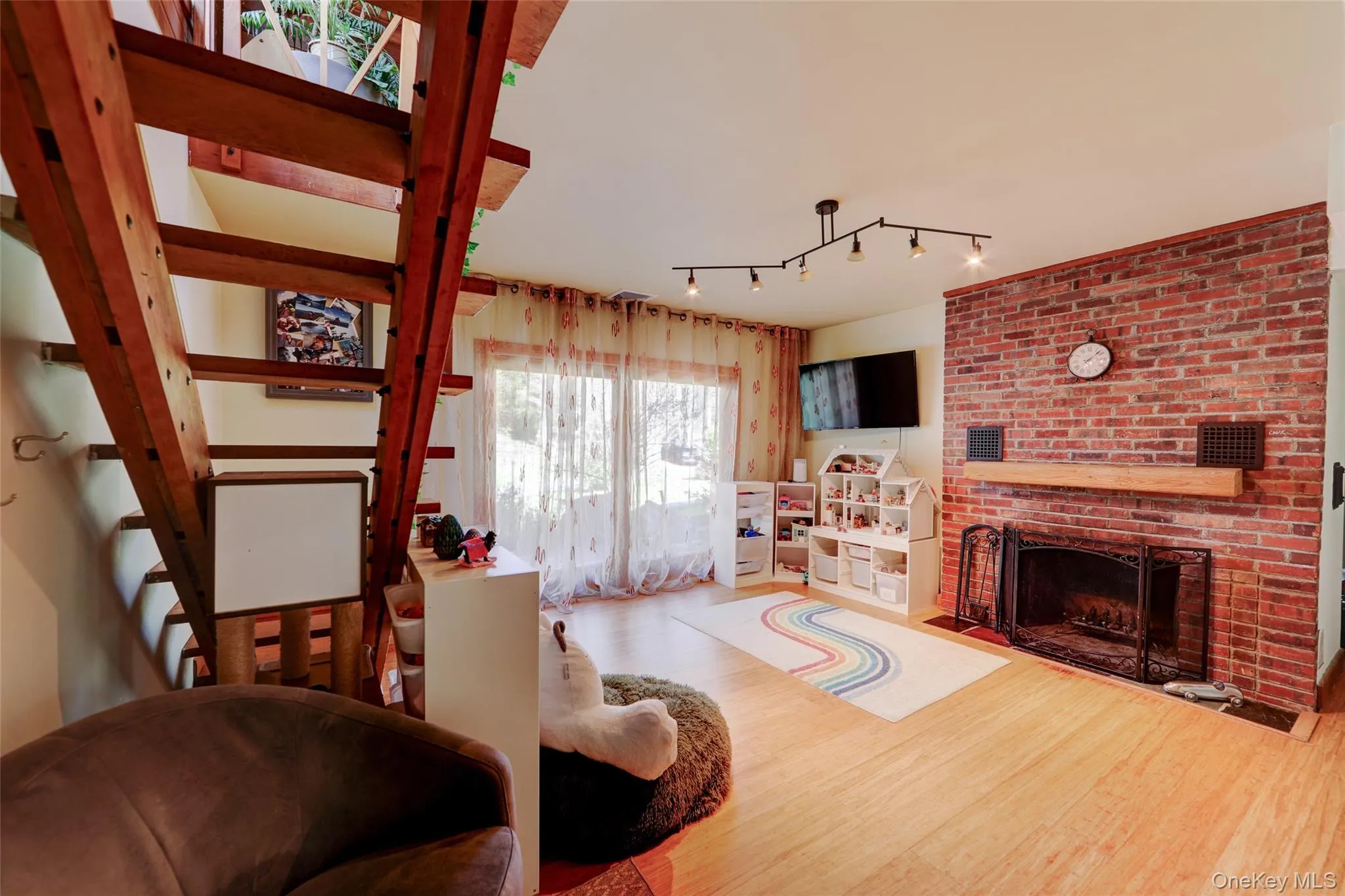 380 Long Ridge Road, Pound Ridge, NY, 3 Bedrooms Bedrooms, 12 Rooms Rooms,2 BathroomsBathrooms,Residential,For Rent,Long Ridge,0,1007115 380 Long Ridge Road, Pound Ridge, NY, 3 Bedrooms Bedrooms, 12 Rooms Rooms,2 BathroomsBathrooms,Residential,For Rent,Long Ridge,0,1007115