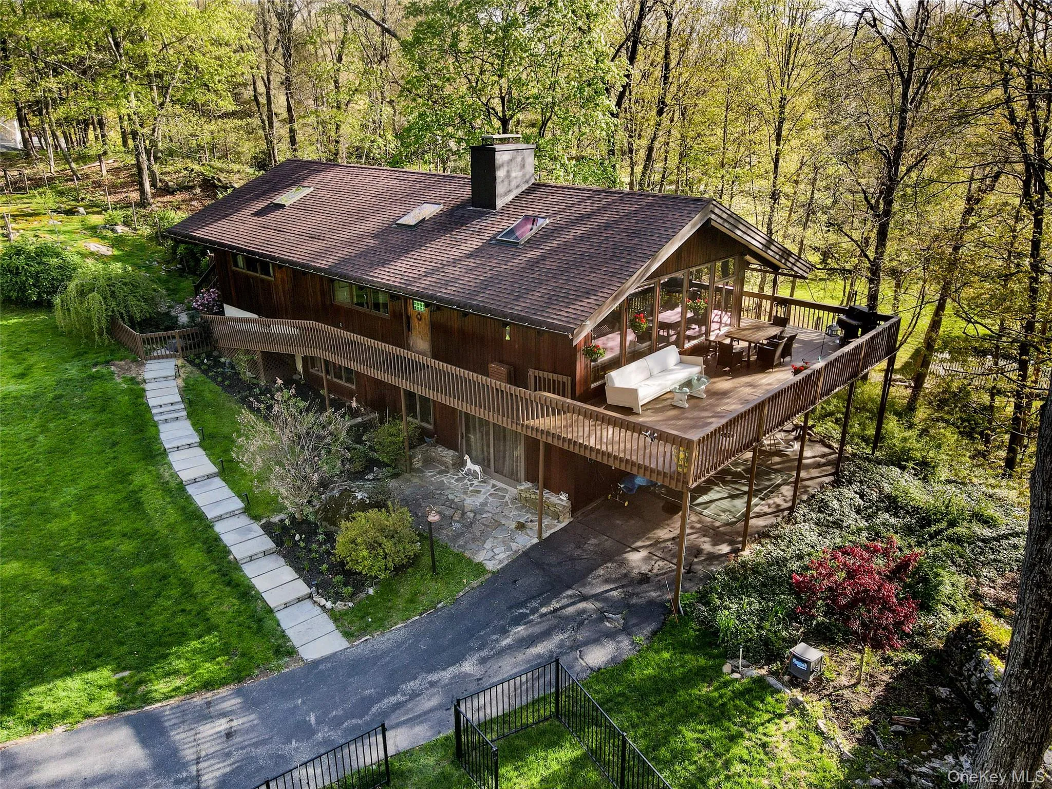 380 Long Ridge Road, Pound Ridge, NY, 3 Bedrooms Bedrooms, 12 Rooms Rooms,2 BathroomsBathrooms,Residential,For Rent,Long Ridge,0,1007115 380 Long Ridge Road, Pound Ridge, NY, 3 Bedrooms Bedrooms, 12 Rooms Rooms,2 BathroomsBathrooms,Residential,For Rent,Long Ridge,0,1007115