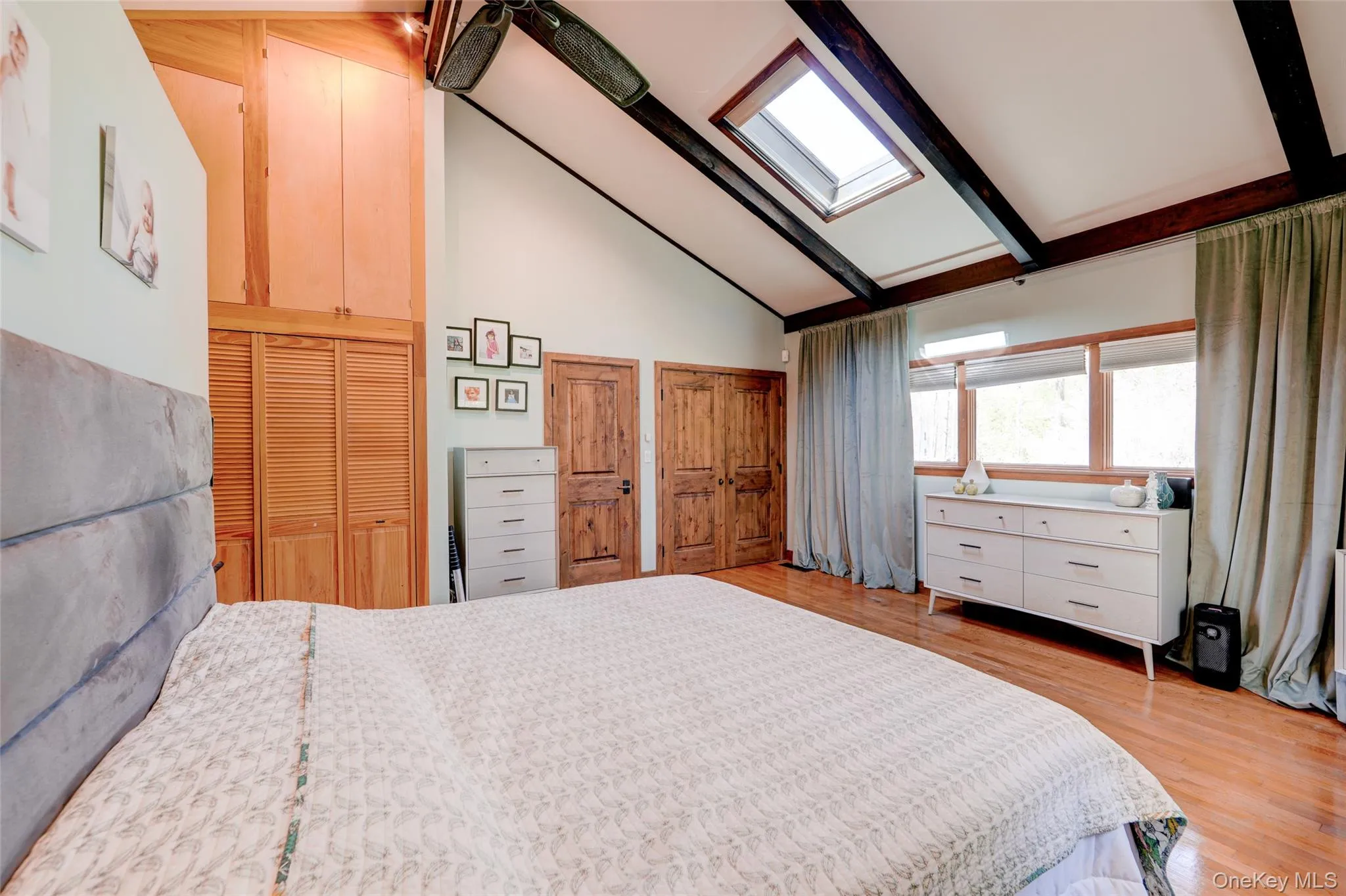 380 Long Ridge Road, Pound Ridge, NY, 3 Bedrooms Bedrooms, 12 Rooms Rooms,2 BathroomsBathrooms,Residential,For Rent,Long Ridge,0,1007115 380 Long Ridge Road, Pound Ridge, NY, 3 Bedrooms Bedrooms, 12 Rooms Rooms,2 BathroomsBathrooms,Residential,For Rent,Long Ridge,0,1007115