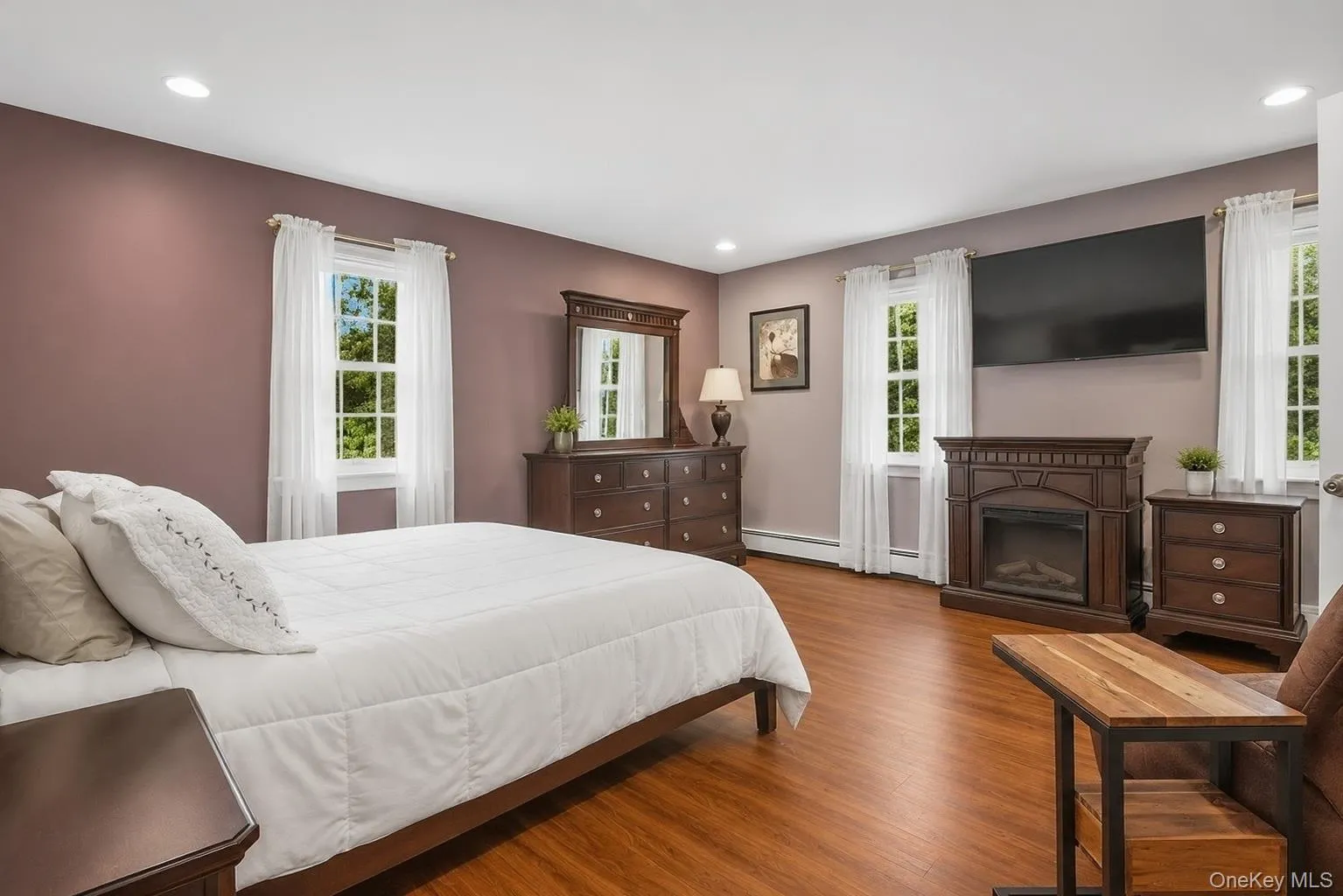 77 Shore Road, Brookhaven, NY, 5 Bedrooms Bedrooms, 11 Rooms Rooms,2 BathroomsBathrooms,Residential,For Rent,Shore,0,1007118 77 Shore Road, Brookhaven, NY, 5 Bedrooms Bedrooms, 11 Rooms Rooms,2 BathroomsBathrooms,Residential,For Rent,Shore,0,1007118