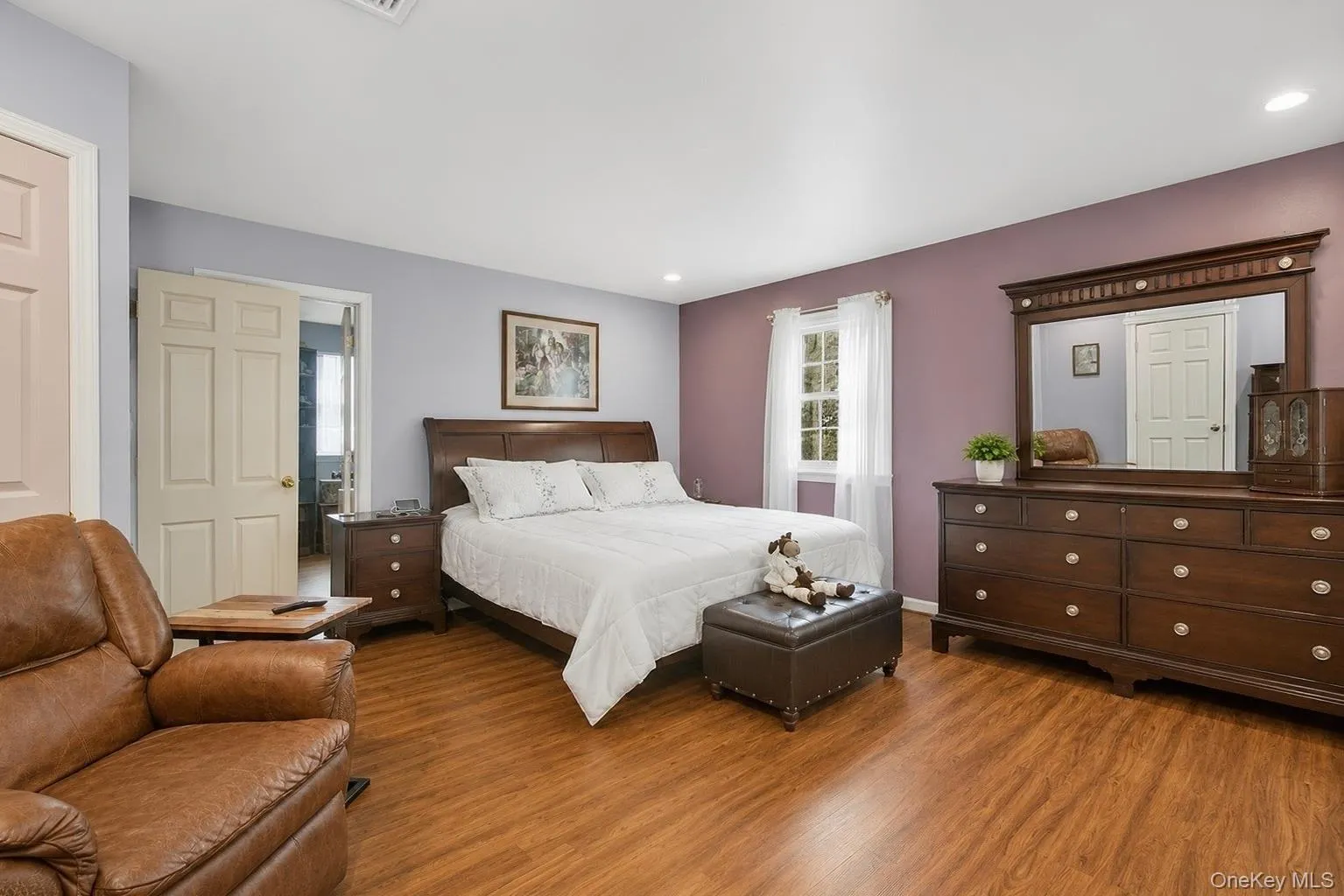 77 Shore Road, Brookhaven, NY, 5 Bedrooms Bedrooms, 11 Rooms Rooms,2 BathroomsBathrooms,Residential,For Rent,Shore,0,1007118 77 Shore Road, Brookhaven, NY, 5 Bedrooms Bedrooms, 11 Rooms Rooms,2 BathroomsBathrooms,Residential,For Rent,Shore,0,1007118