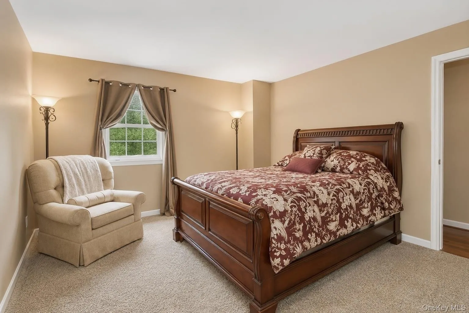 77 Shore Road, Brookhaven, NY, 5 Bedrooms Bedrooms, 11 Rooms Rooms,2 BathroomsBathrooms,Residential,For Rent,Shore,0,1007118 77 Shore Road, Brookhaven, NY, 5 Bedrooms Bedrooms, 11 Rooms Rooms,2 BathroomsBathrooms,Residential,For Rent,Shore,0,1007118
