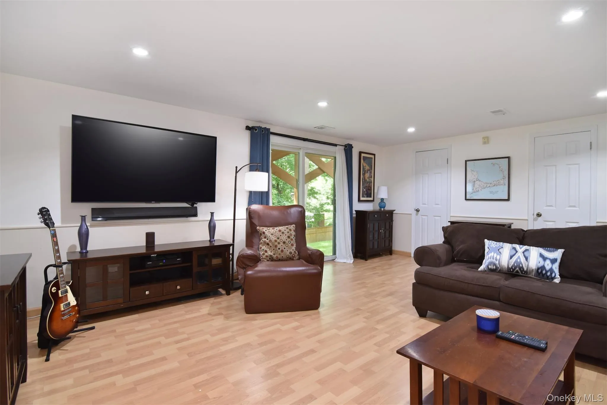 13 Janet Terrace, Greenburgh, NY, 4 Bedrooms Bedrooms, 8 Rooms Rooms,3 BathroomsBathrooms,Residential,For Rent,Janet,0,1007120 13 Janet Terrace, Greenburgh, NY, 4 Bedrooms Bedrooms, 8 Rooms Rooms,3 BathroomsBathrooms,Residential,For Rent,Janet,0,1007120