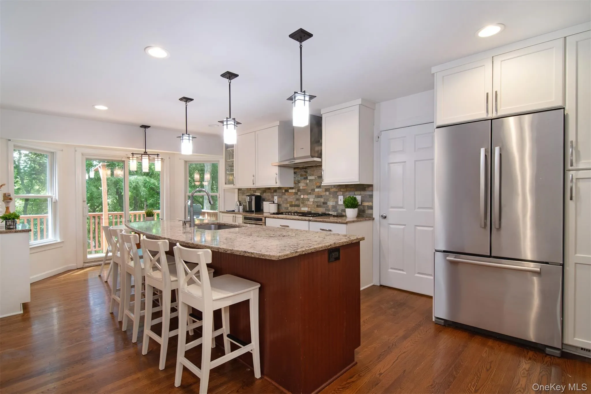 Beautifully updated kitchen with access to the deck Beautifully updated kitchen with access to the deck