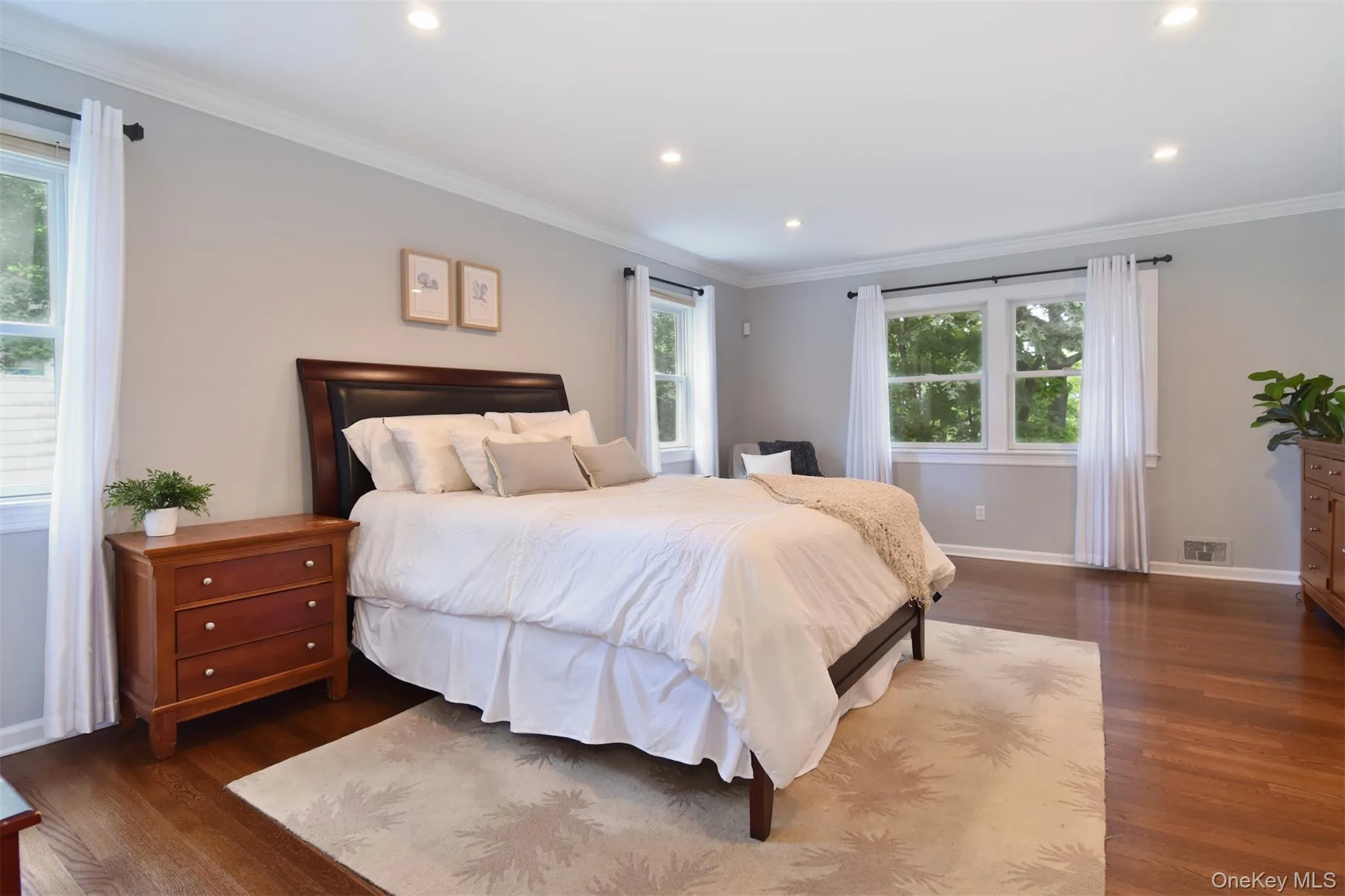 13 Janet Terrace, Greenburgh, NY, 4 Bedrooms Bedrooms, 8 Rooms Rooms,3 BathroomsBathrooms,Residential,For Rent,Janet,0,1007120 13 Janet Terrace, Greenburgh, NY, 4 Bedrooms Bedrooms, 8 Rooms Rooms,3 BathroomsBathrooms,Residential,For Rent,Janet,0,1007120