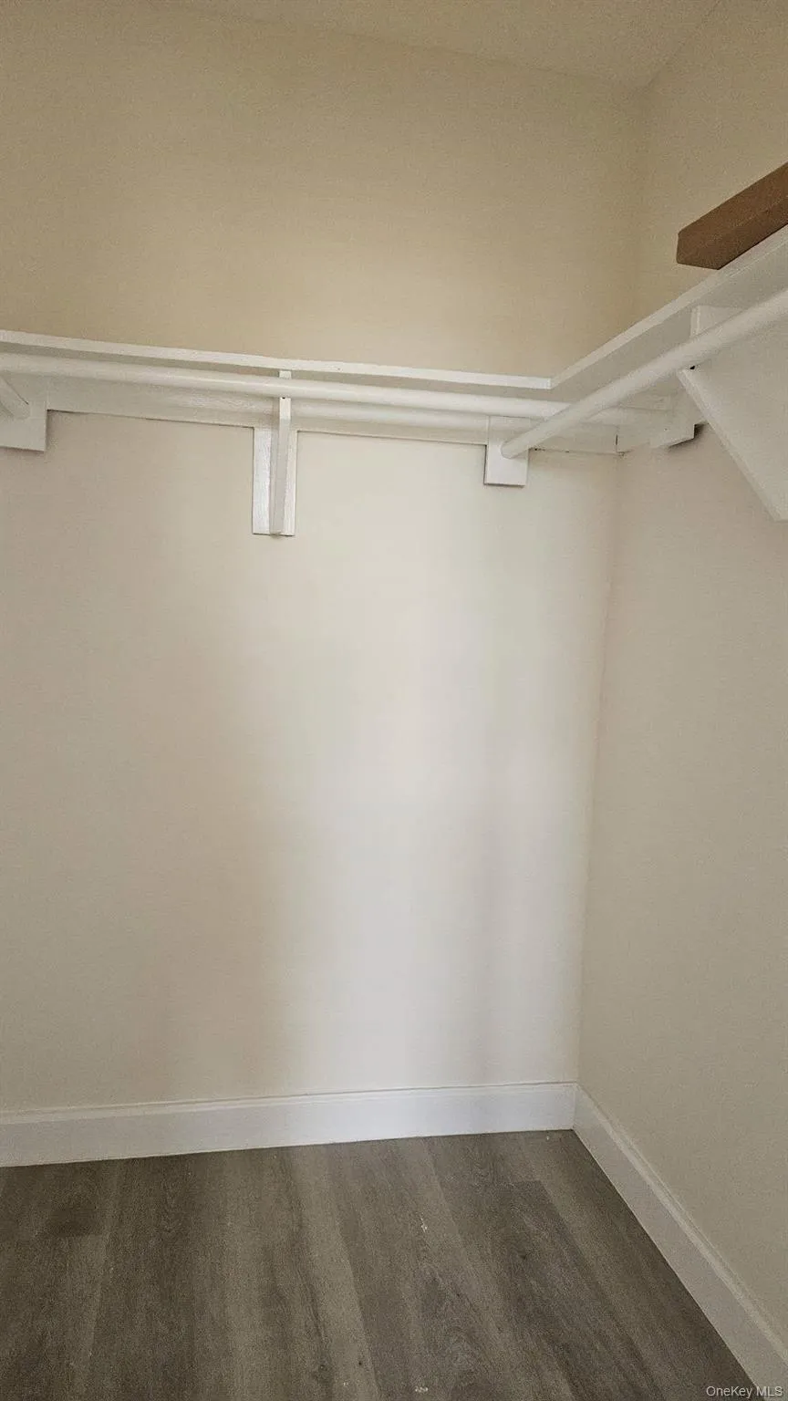 4255 Colden Street, New York, NY, 2 Bedrooms Bedrooms, 6 Rooms Rooms,1 BathroomBathrooms,Residential Lease,For Rent,Colden,0,1007121 4255 Colden Street, New York, NY, 2 Bedrooms Bedrooms, 6 Rooms Rooms,1 BathroomBathrooms,Residential Lease,For Rent,Colden,0,1007121