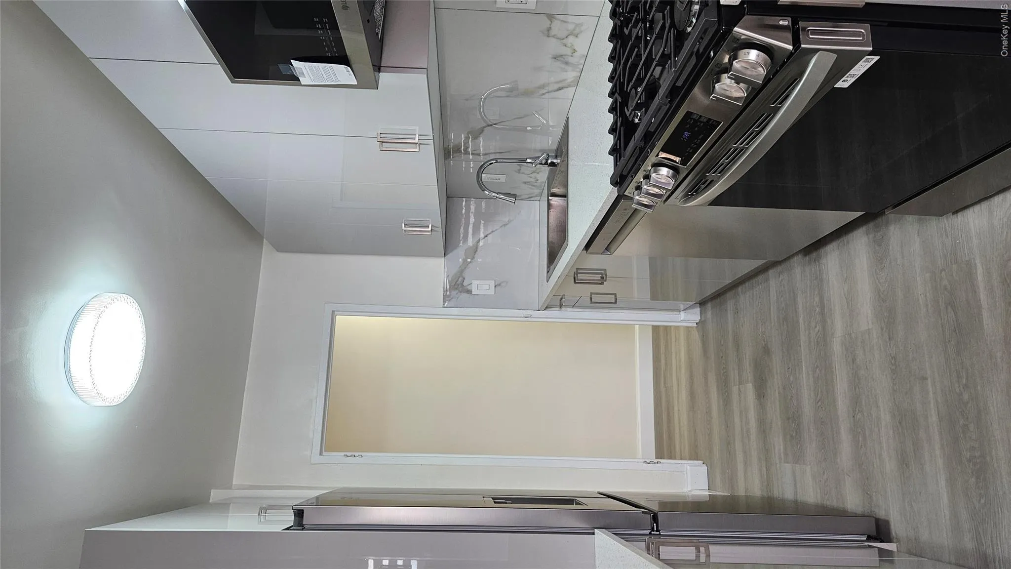4255 Colden Street, New York, NY, 2 Bedrooms Bedrooms, 6 Rooms Rooms,1 BathroomBathrooms,Residential Lease,For Rent,Colden,0,1007121 4255 Colden Street, New York, NY, 2 Bedrooms Bedrooms, 6 Rooms Rooms,1 BathroomBathrooms,Residential Lease,For Rent,Colden,0,1007121