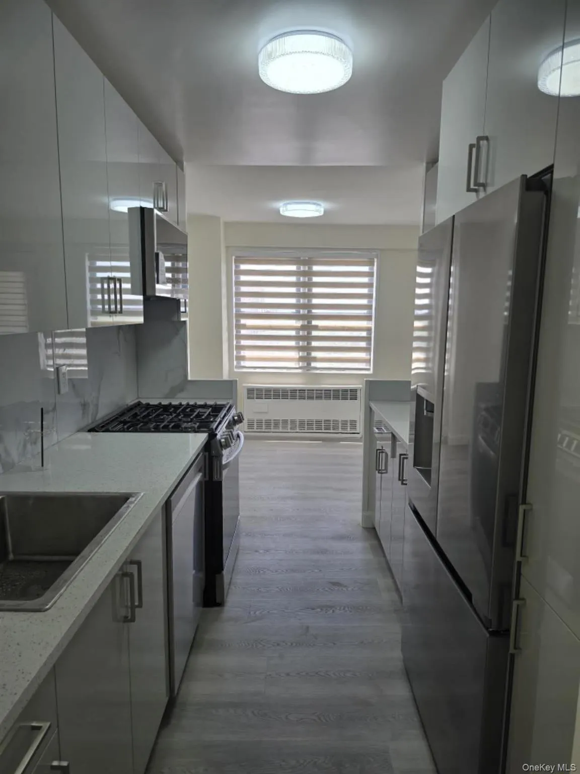 4255 Colden Street, New York, NY, 2 Bedrooms Bedrooms, 6 Rooms Rooms,1 BathroomBathrooms,Residential Lease,For Rent,Colden,0,1007121 4255 Colden Street, New York, NY, 2 Bedrooms Bedrooms, 6 Rooms Rooms,1 BathroomBathrooms,Residential Lease,For Rent,Colden,0,1007121