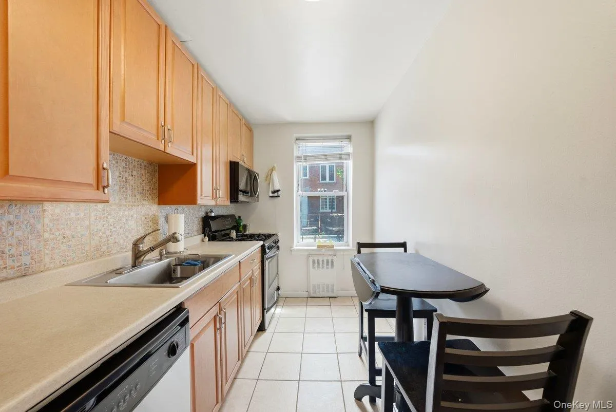 4320 Van Cortlandt, New York, NY, 1 Bedroom Bedrooms, 4 Rooms Rooms,1 BathroomBathrooms,Residential,For Rent,Van Cortlandt,0,1007125 4320 Van Cortlandt, New York, NY, 1 Bedroom Bedrooms, 4 Rooms Rooms,1 BathroomBathrooms,Residential,For Rent,Van Cortlandt,0,1007125