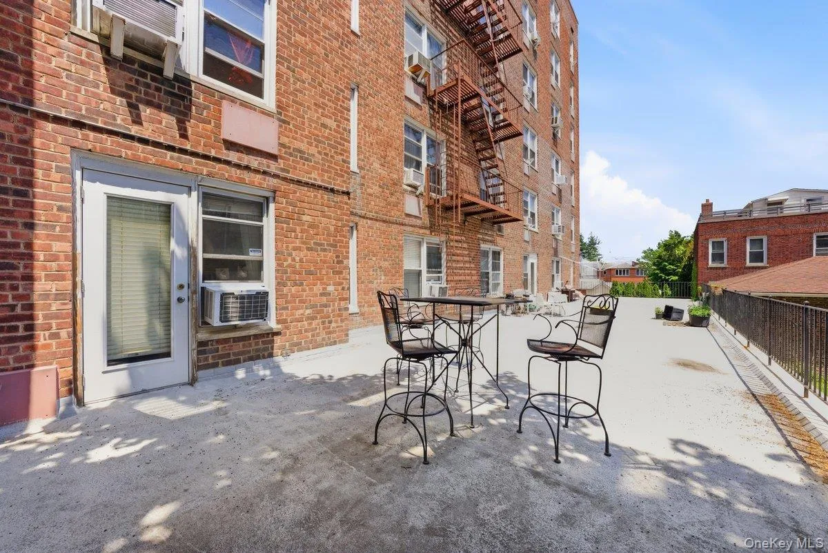 4320 Van Cortlandt, New York, NY, 1 Bedroom Bedrooms, 4 Rooms Rooms,1 BathroomBathrooms,Residential,For Rent,Van Cortlandt,0,1007125 4320 Van Cortlandt, New York, NY, 1 Bedroom Bedrooms, 4 Rooms Rooms,1 BathroomBathrooms,Residential,For Rent,Van Cortlandt,0,1007125