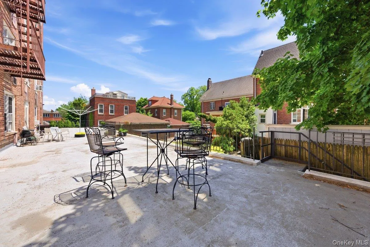 4320 Van Cortlandt, New York, NY, 1 Bedroom Bedrooms, 4 Rooms Rooms,1 BathroomBathrooms,Residential,For Rent,Van Cortlandt,0,1007125 4320 Van Cortlandt, New York, NY, 1 Bedroom Bedrooms, 4 Rooms Rooms,1 BathroomBathrooms,Residential,For Rent,Van Cortlandt,0,1007125
