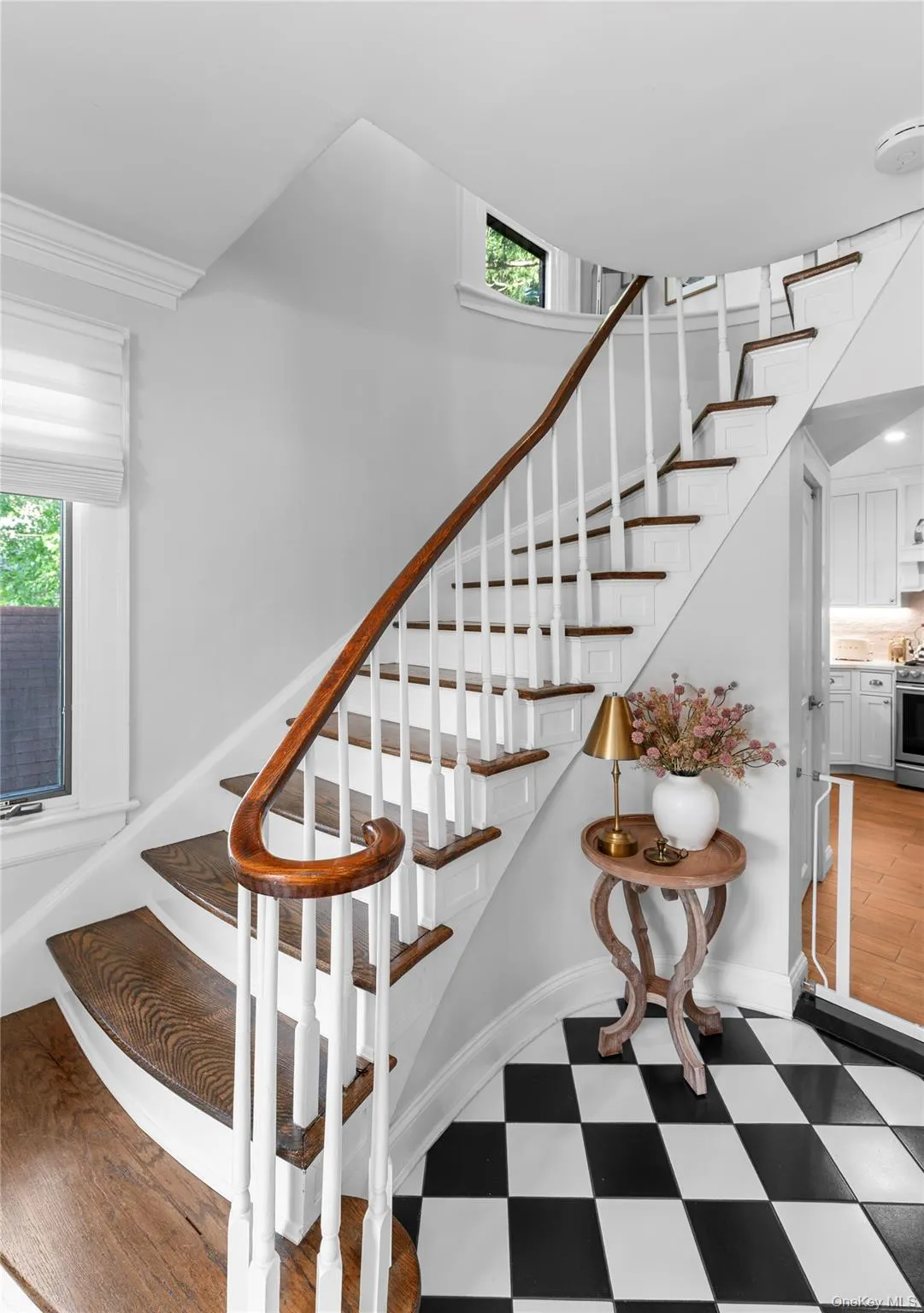 98 Central Avenue, Orangetown, NY, 3 Bedrooms Bedrooms, 7 Rooms Rooms,1 BathroomBathrooms,Residential,For Rent,Central,0,1007133 98 Central Avenue, Orangetown, NY, 3 Bedrooms Bedrooms, 7 Rooms Rooms,1 BathroomBathrooms,Residential,For Rent,Central,0,1007133