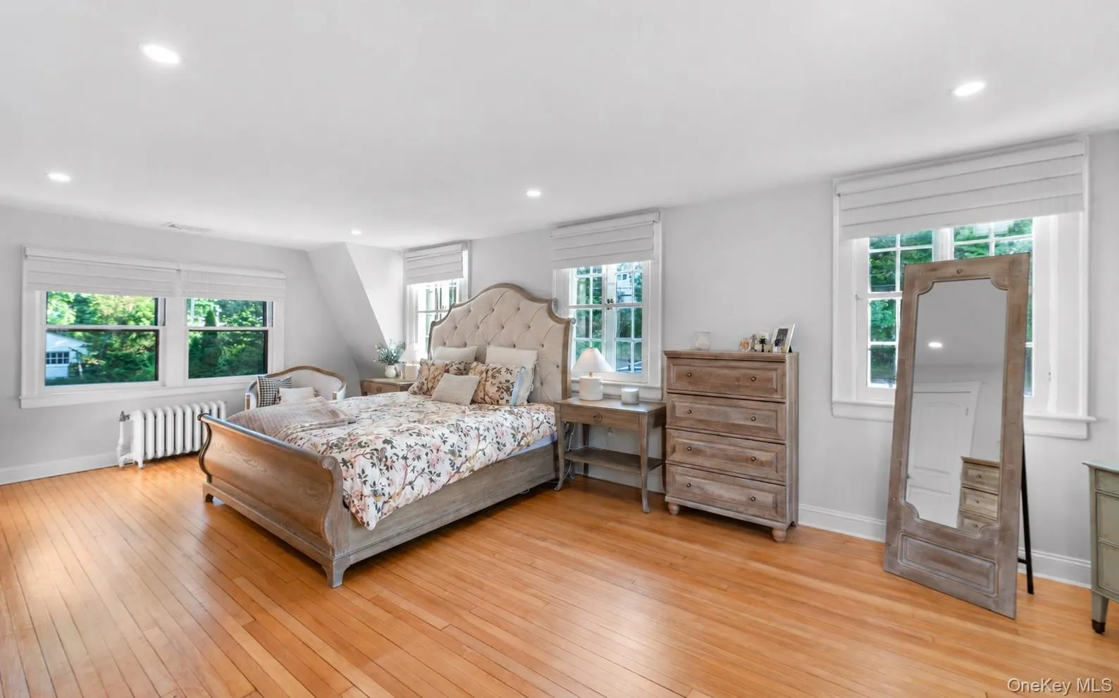 98 Central Avenue, Orangetown, NY, 3 Bedrooms Bedrooms, 7 Rooms Rooms,1 BathroomBathrooms,Residential,For Rent,Central,0,1007133 98 Central Avenue, Orangetown, NY, 3 Bedrooms Bedrooms, 7 Rooms Rooms,1 BathroomBathrooms,Residential,For Rent,Central,0,1007133