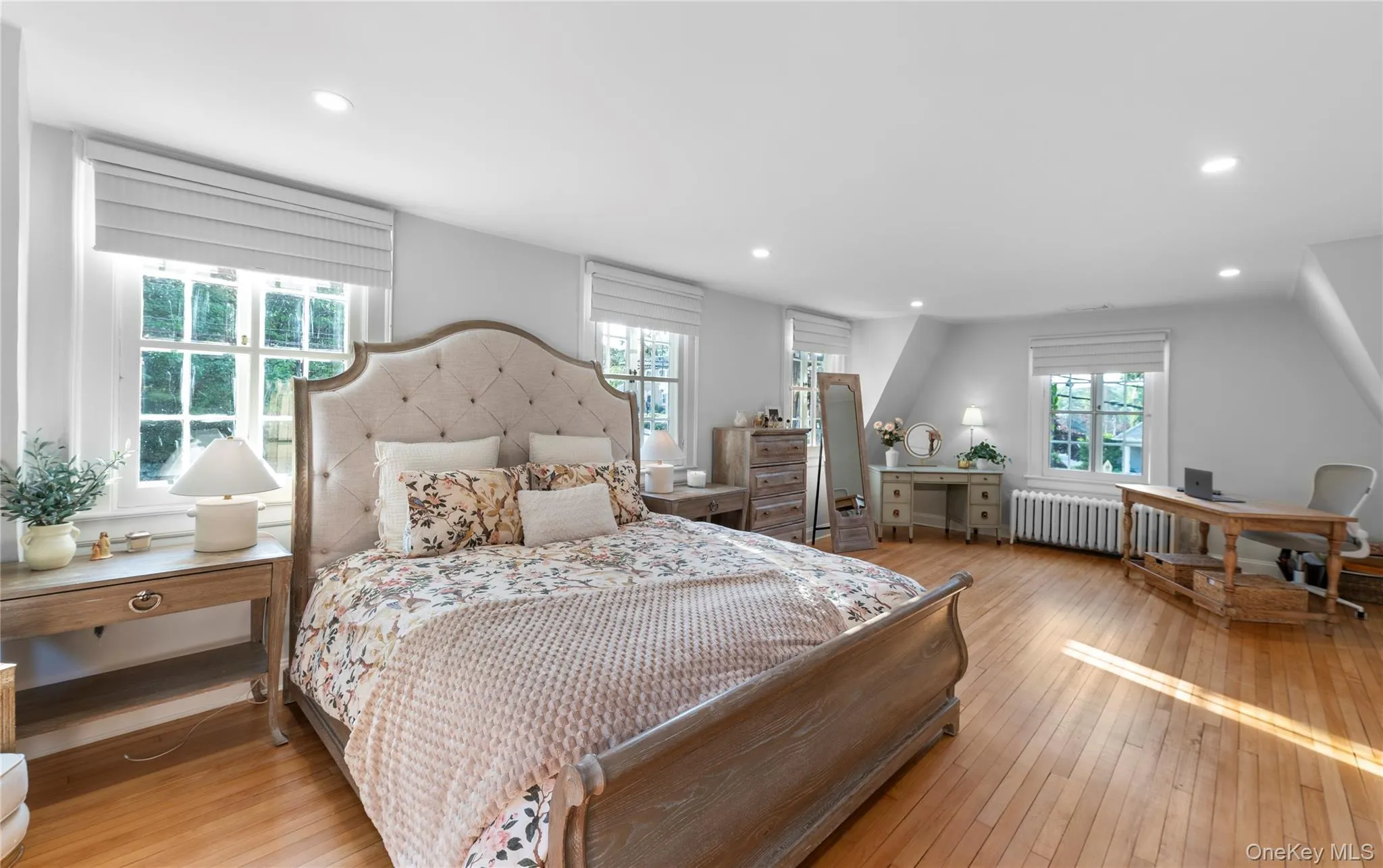98 Central Avenue, Orangetown, NY, 3 Bedrooms Bedrooms, 7 Rooms Rooms,1 BathroomBathrooms,Residential,For Rent,Central,0,1007133 98 Central Avenue, Orangetown, NY, 3 Bedrooms Bedrooms, 7 Rooms Rooms,1 BathroomBathrooms,Residential,For Rent,Central,0,1007133