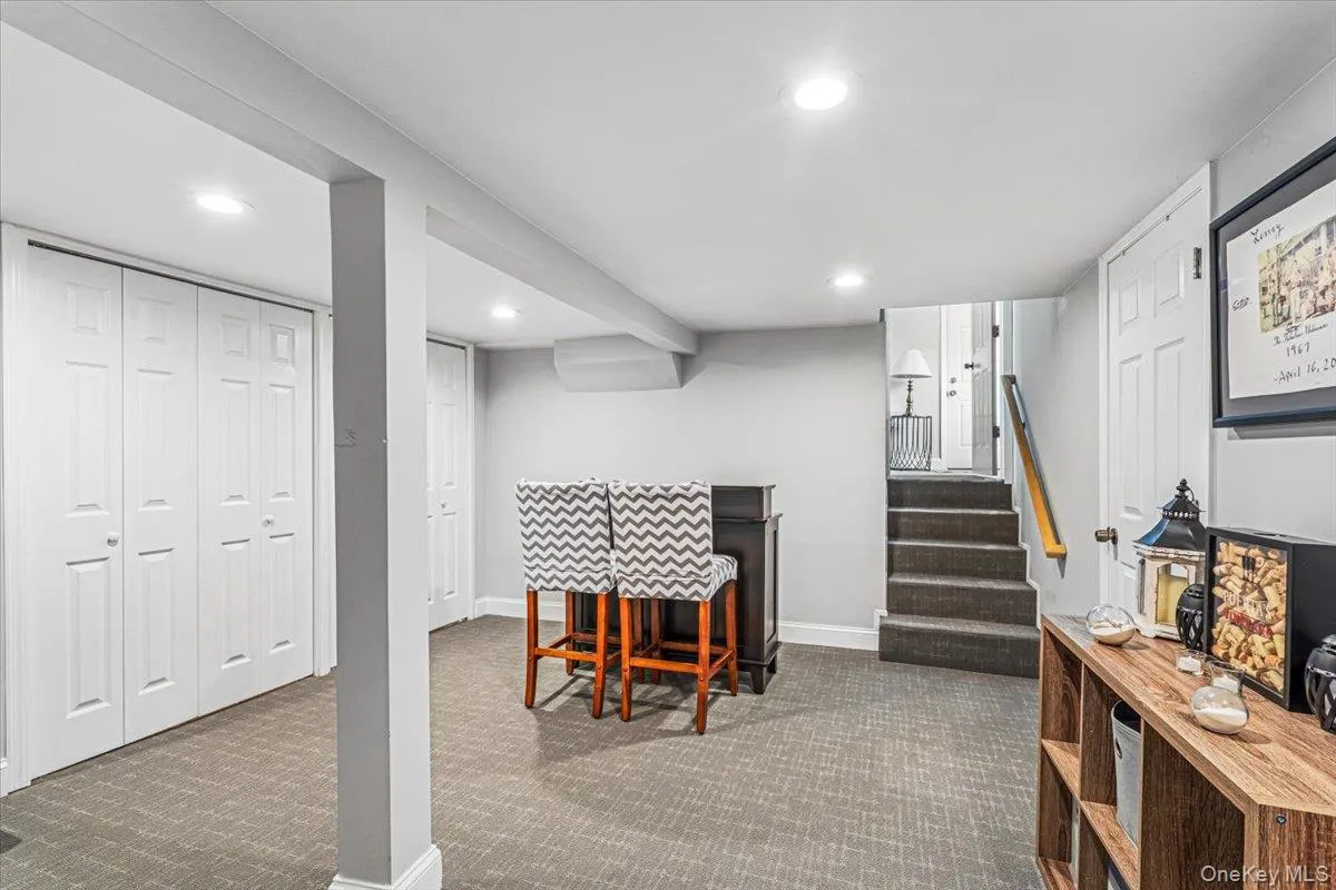 5 Chance Street, Oyster Bay, NY, 4 Bedrooms Bedrooms, 9 Rooms Rooms,2 BathroomsBathrooms,Residential,For Rent,Chance,0,1007134 5 Chance Street, Oyster Bay, NY, 4 Bedrooms Bedrooms, 9 Rooms Rooms,2 BathroomsBathrooms,Residential,For Rent,Chance,0,1007134