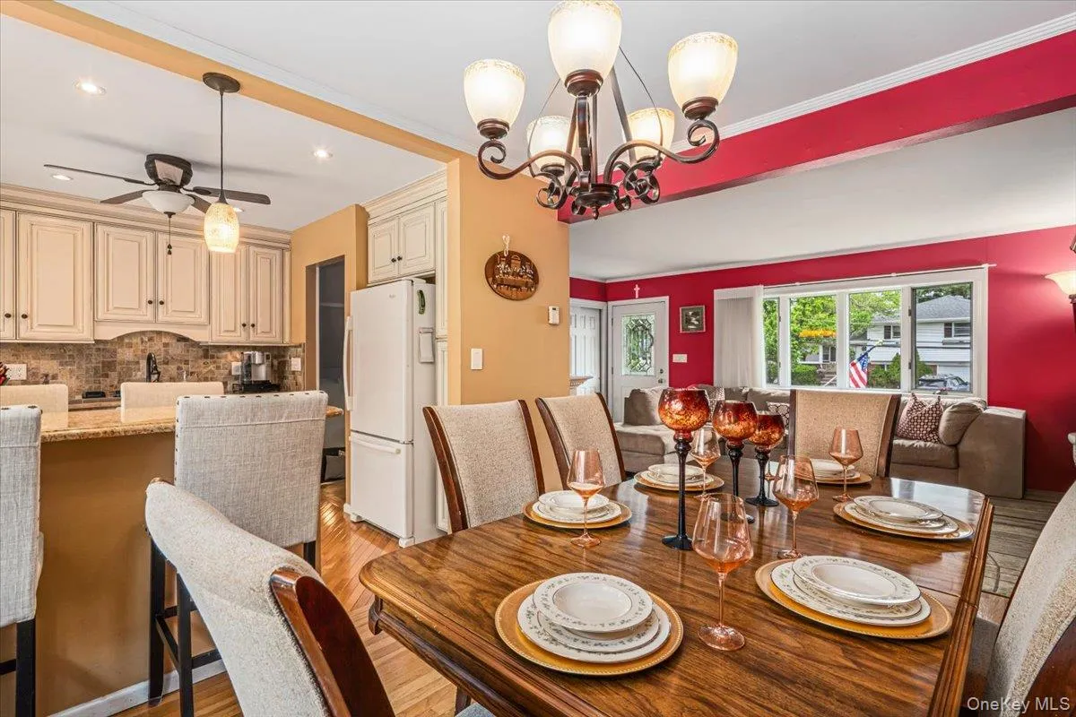 5 Chance Street, Oyster Bay, NY, 4 Bedrooms Bedrooms, 9 Rooms Rooms,2 BathroomsBathrooms,Residential,For Rent,Chance,0,1007134 5 Chance Street, Oyster Bay, NY, 4 Bedrooms Bedrooms, 9 Rooms Rooms,2 BathroomsBathrooms,Residential,For Rent,Chance,0,1007134