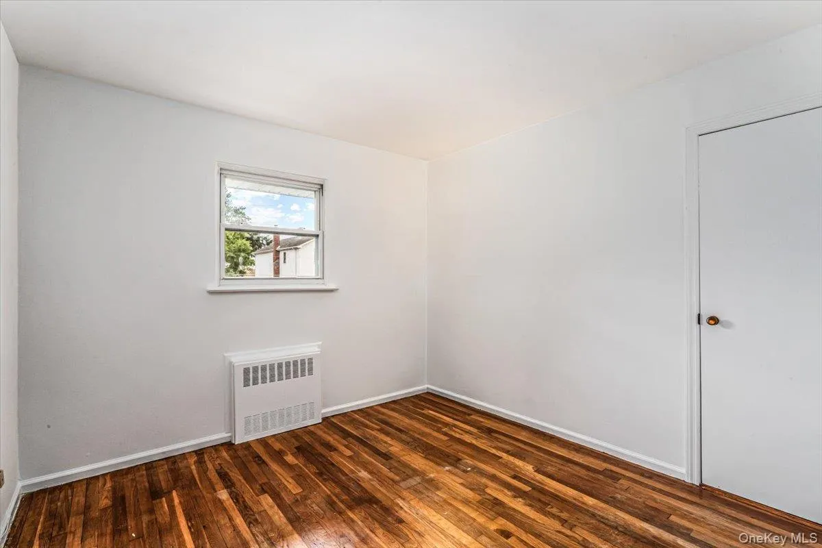 5 Chance Street, Oyster Bay, NY, 4 Bedrooms Bedrooms, 9 Rooms Rooms,2 BathroomsBathrooms,Residential,For Rent,Chance,0,1007134 5 Chance Street, Oyster Bay, NY, 4 Bedrooms Bedrooms, 9 Rooms Rooms,2 BathroomsBathrooms,Residential,For Rent,Chance,0,1007134
