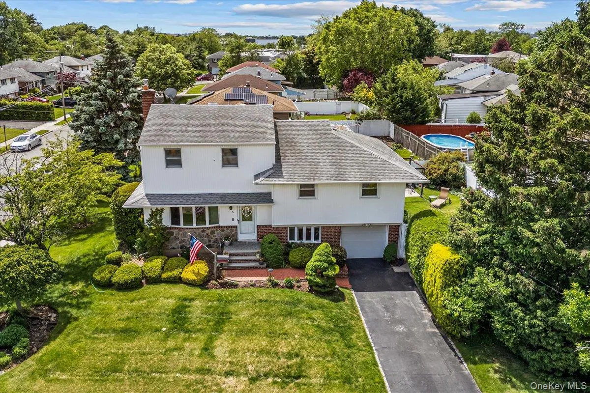 5 Chance Street, Oyster Bay, NY, 4 Bedrooms Bedrooms, 9 Rooms Rooms,2 BathroomsBathrooms,Residential,For Rent,Chance,0,1007134 5 Chance Street, Oyster Bay, NY, 4 Bedrooms Bedrooms, 9 Rooms Rooms,2 BathroomsBathrooms,Residential,For Rent,Chance,0,1007134