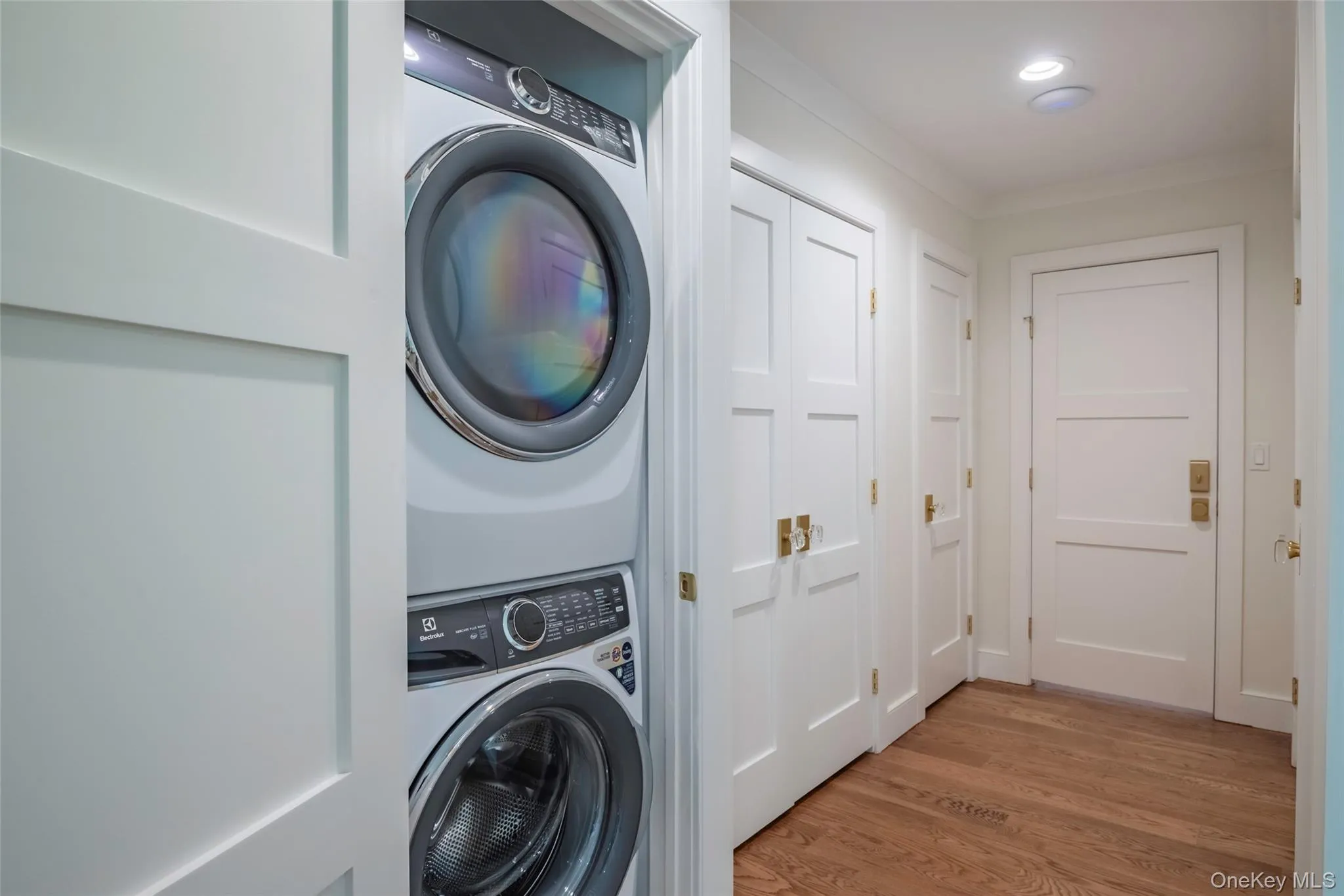 45 Bell Circle, Brookhaven, NY, 4 Bedrooms Bedrooms, 11 Rooms Rooms,3 BathroomsBathrooms,Residential,For Rent,Bell,0,1007135 45 Bell Circle, Brookhaven, NY, 4 Bedrooms Bedrooms, 11 Rooms Rooms,3 BathroomsBathrooms,Residential,For Rent,Bell,0,1007135