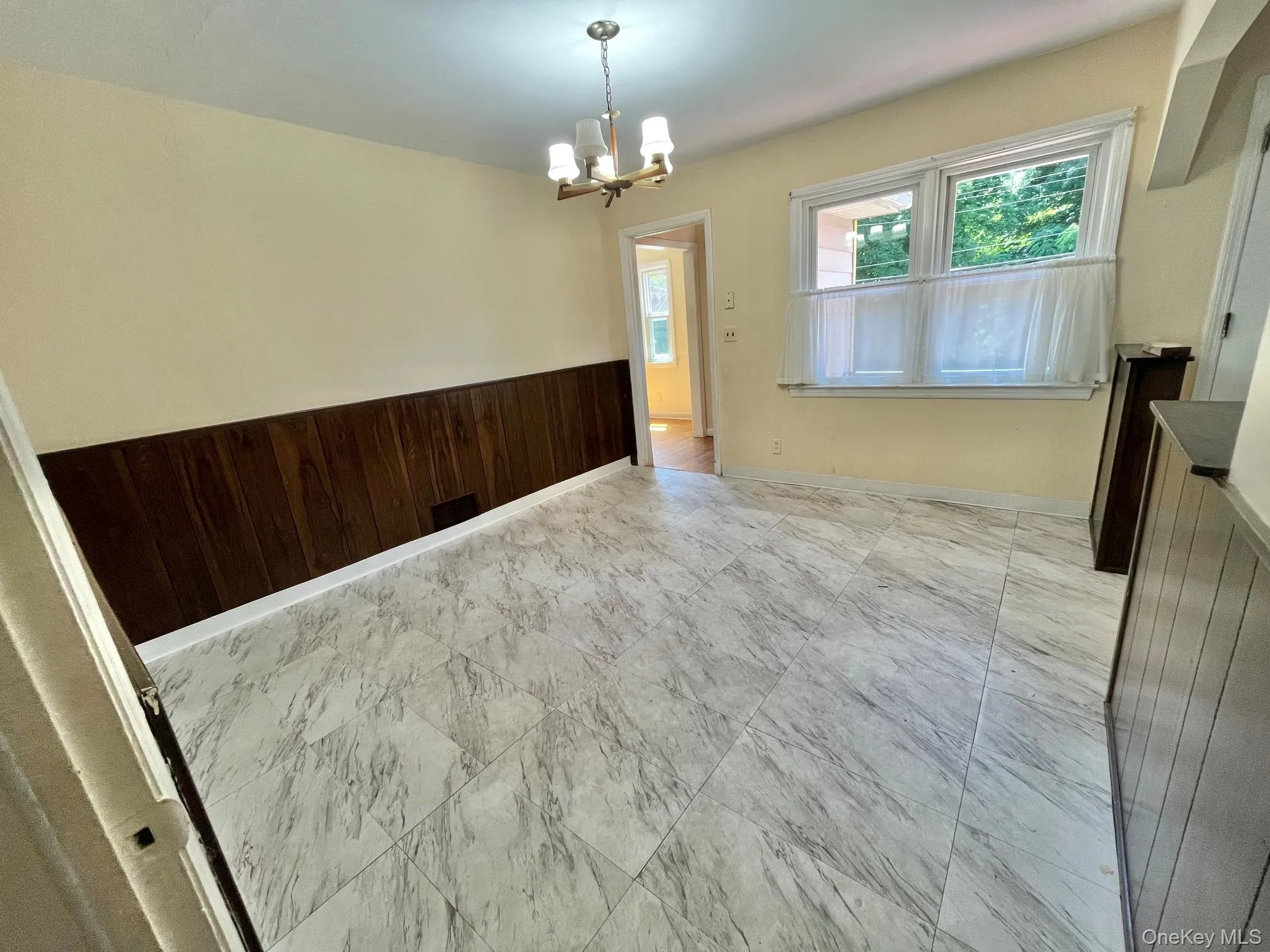 9 Ferndale Place, Mamaroneck, NY, 3 Bedrooms Bedrooms, 6 Rooms Rooms,1 BathroomBathrooms,Residential Lease,For Rent,Ferndale,0,1007136 9 Ferndale Place, Mamaroneck, NY, 3 Bedrooms Bedrooms, 6 Rooms Rooms,1 BathroomBathrooms,Residential Lease,For Rent,Ferndale,0,1007136