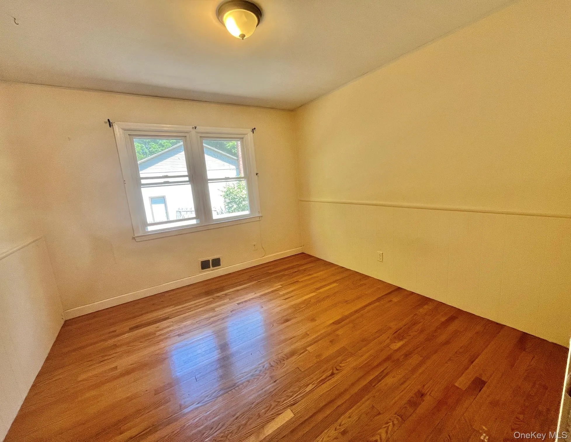 9 Ferndale Place, Mamaroneck, NY, 3 Bedrooms Bedrooms, 6 Rooms Rooms,1 BathroomBathrooms,Residential Lease,For Rent,Ferndale,0,1007136 9 Ferndale Place, Mamaroneck, NY, 3 Bedrooms Bedrooms, 6 Rooms Rooms,1 BathroomBathrooms,Residential Lease,For Rent,Ferndale,0,1007136