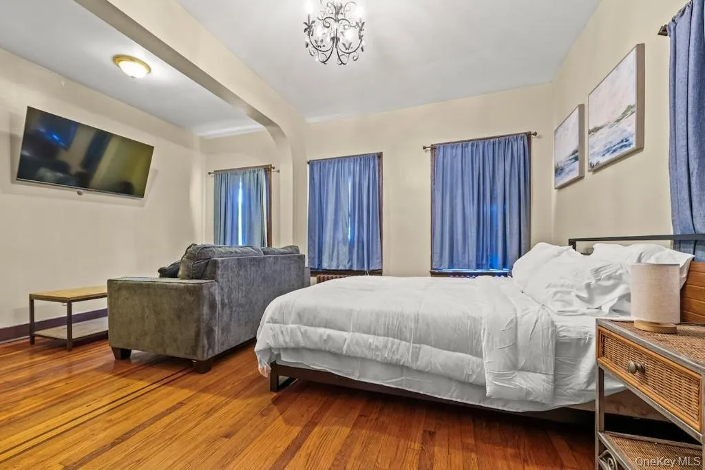 3121 Sedgwick Avenue, New York, NY, 4 Bedrooms Bedrooms, 20 Rooms Rooms,3 BathroomsBathrooms,Residential Lease,For Rent,Sedgwick,0,1007137 3121 Sedgwick Avenue, New York, NY, 4 Bedrooms Bedrooms, 20 Rooms Rooms,3 BathroomsBathrooms,Residential Lease,For Rent,Sedgwick,0,1007137