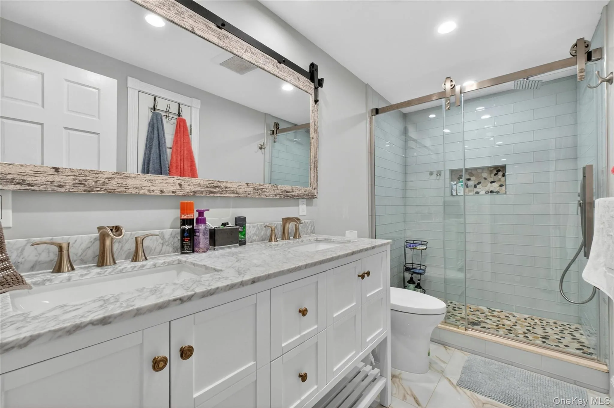 46 Camelot Road, Poughkeepsie (town), NY, 3 Bedrooms Bedrooms, 10 Rooms Rooms,2 BathroomsBathrooms,Residential,For Rent,Camelot,0,1007141 46 Camelot Road, Poughkeepsie (town), NY, 3 Bedrooms Bedrooms, 10 Rooms Rooms,2 BathroomsBathrooms,Residential,For Rent,Camelot,0,1007141