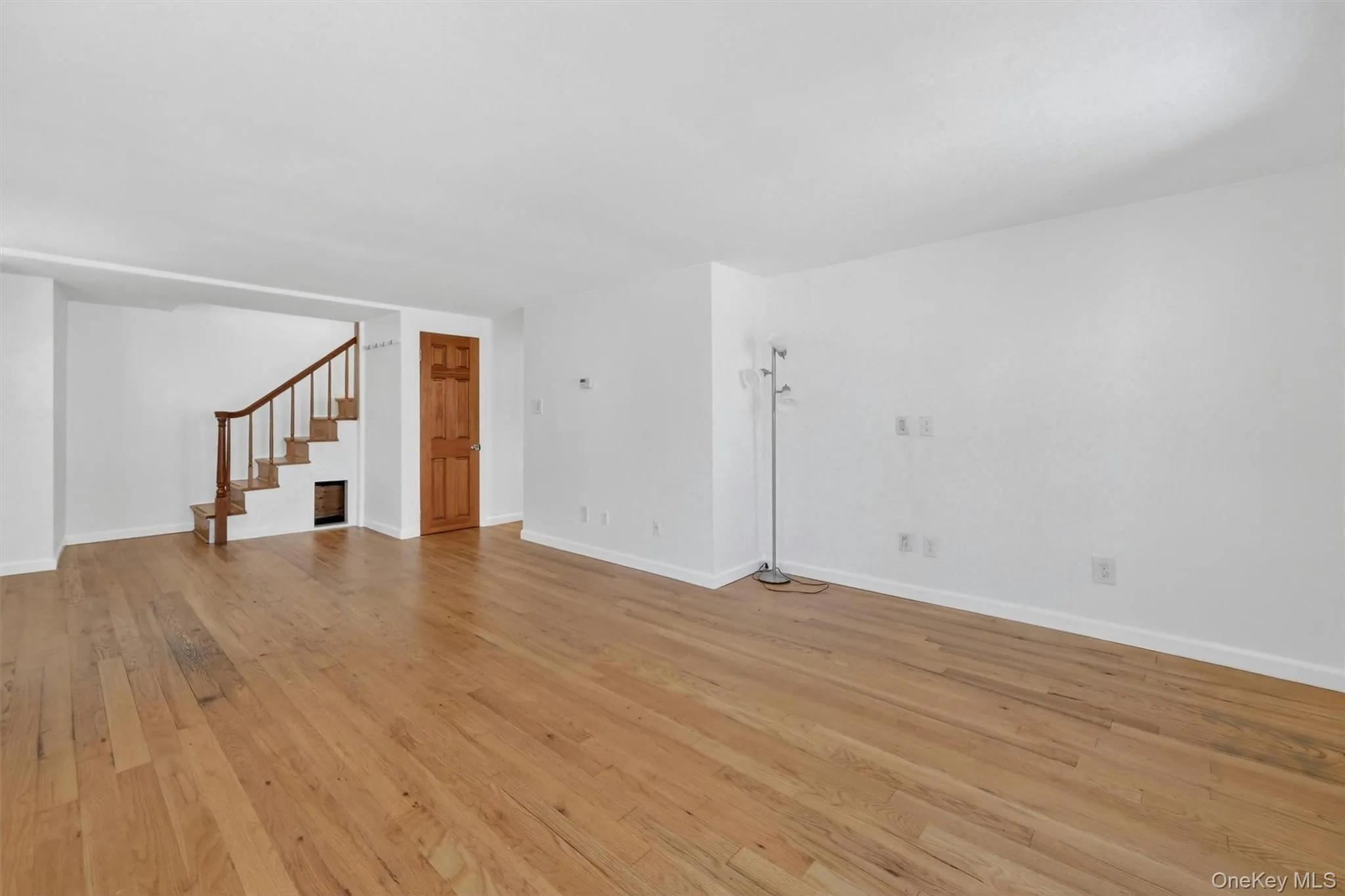 190 1/2 Grand Street, Cortlandt, NY, 2 Bedrooms Bedrooms, 4 Rooms Rooms,1 BathroomBathrooms,Residential,For Rent,Grand,0,1007145 190 1/2 Grand Street, Cortlandt, NY, 2 Bedrooms Bedrooms, 4 Rooms Rooms,1 BathroomBathrooms,Residential,For Rent,Grand,0,1007145