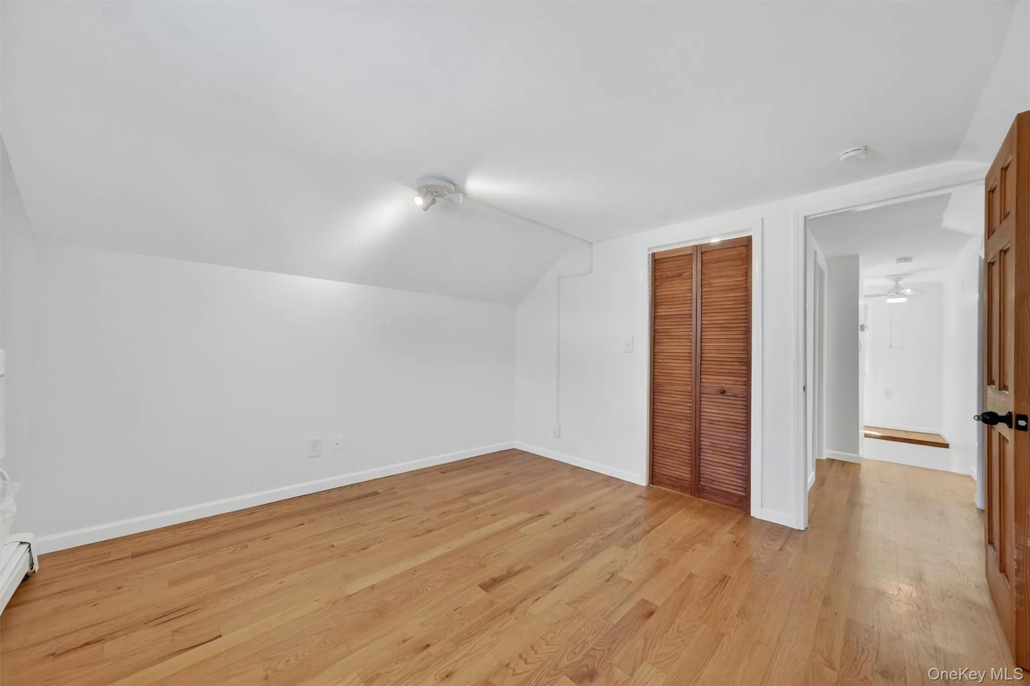 190 1/2 Grand Street, Cortlandt, NY, 2 Bedrooms Bedrooms, 4 Rooms Rooms,1 BathroomBathrooms,Residential,For Rent,Grand,0,1007145 190 1/2 Grand Street, Cortlandt, NY, 2 Bedrooms Bedrooms, 4 Rooms Rooms,1 BathroomBathrooms,Residential,For Rent,Grand,0,1007145