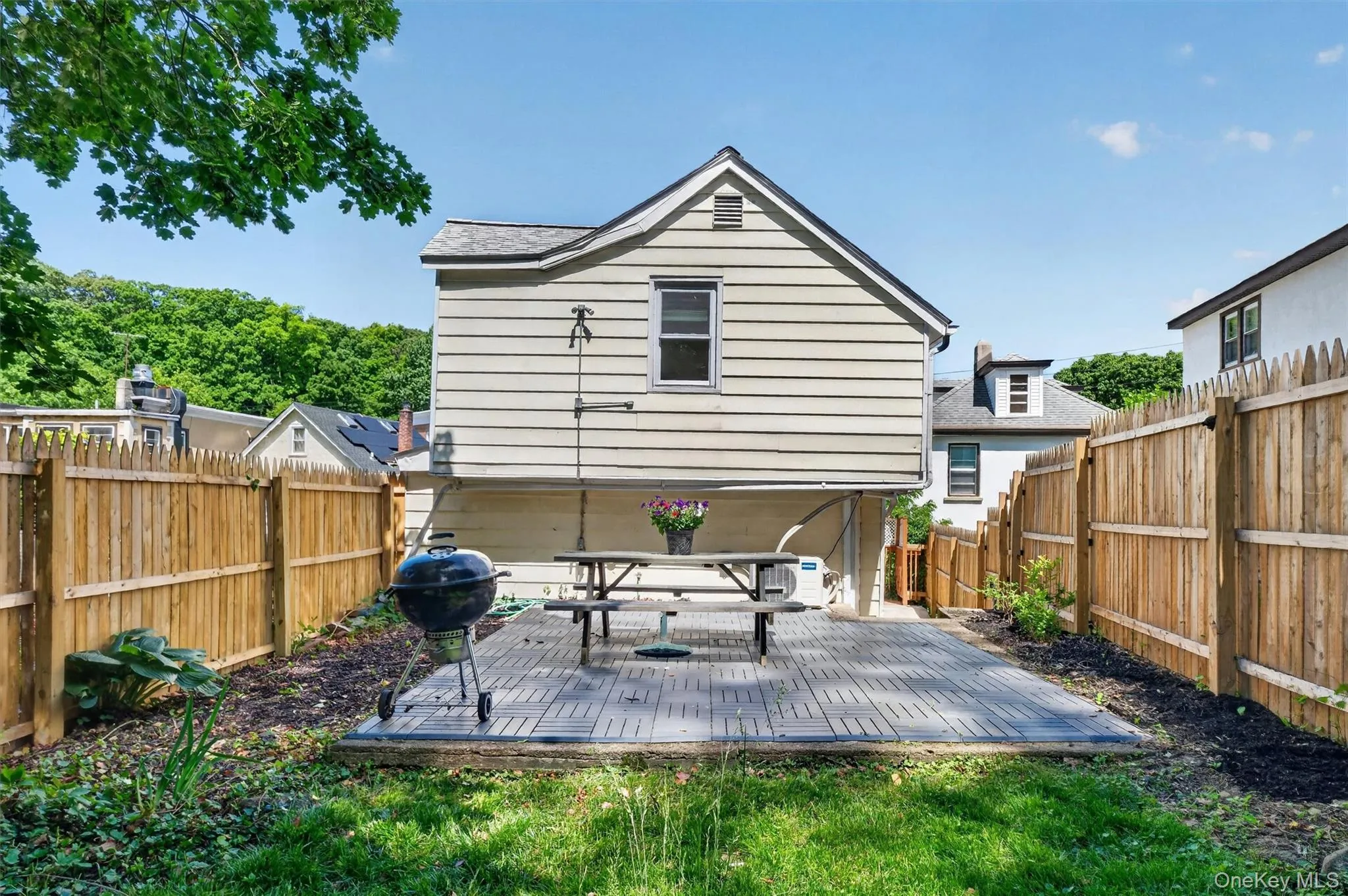 190 1/2 Grand Street, Cortlandt, NY, 2 Bedrooms Bedrooms, 4 Rooms Rooms,1 BathroomBathrooms,Residential,For Rent,Grand,0,1007145 190 1/2 Grand Street, Cortlandt, NY, 2 Bedrooms Bedrooms, 4 Rooms Rooms,1 BathroomBathrooms,Residential,For Rent,Grand,0,1007145