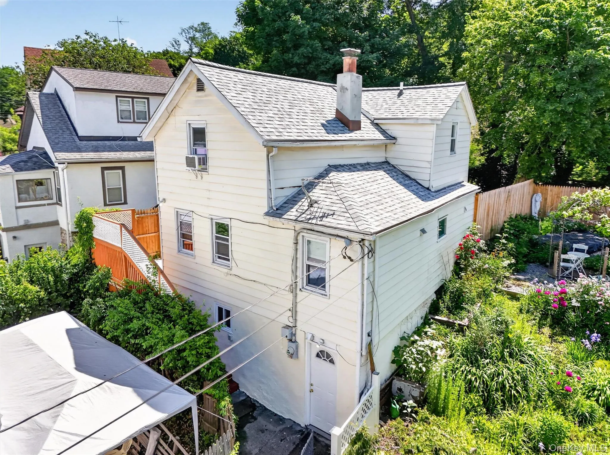 190 1/2 Grand Street, Cortlandt, NY, 2 Bedrooms Bedrooms, 4 Rooms Rooms,1 BathroomBathrooms,Residential,For Rent,Grand,0,1007145 190 1/2 Grand Street, Cortlandt, NY, 2 Bedrooms Bedrooms, 4 Rooms Rooms,1 BathroomBathrooms,Residential,For Rent,Grand,0,1007145