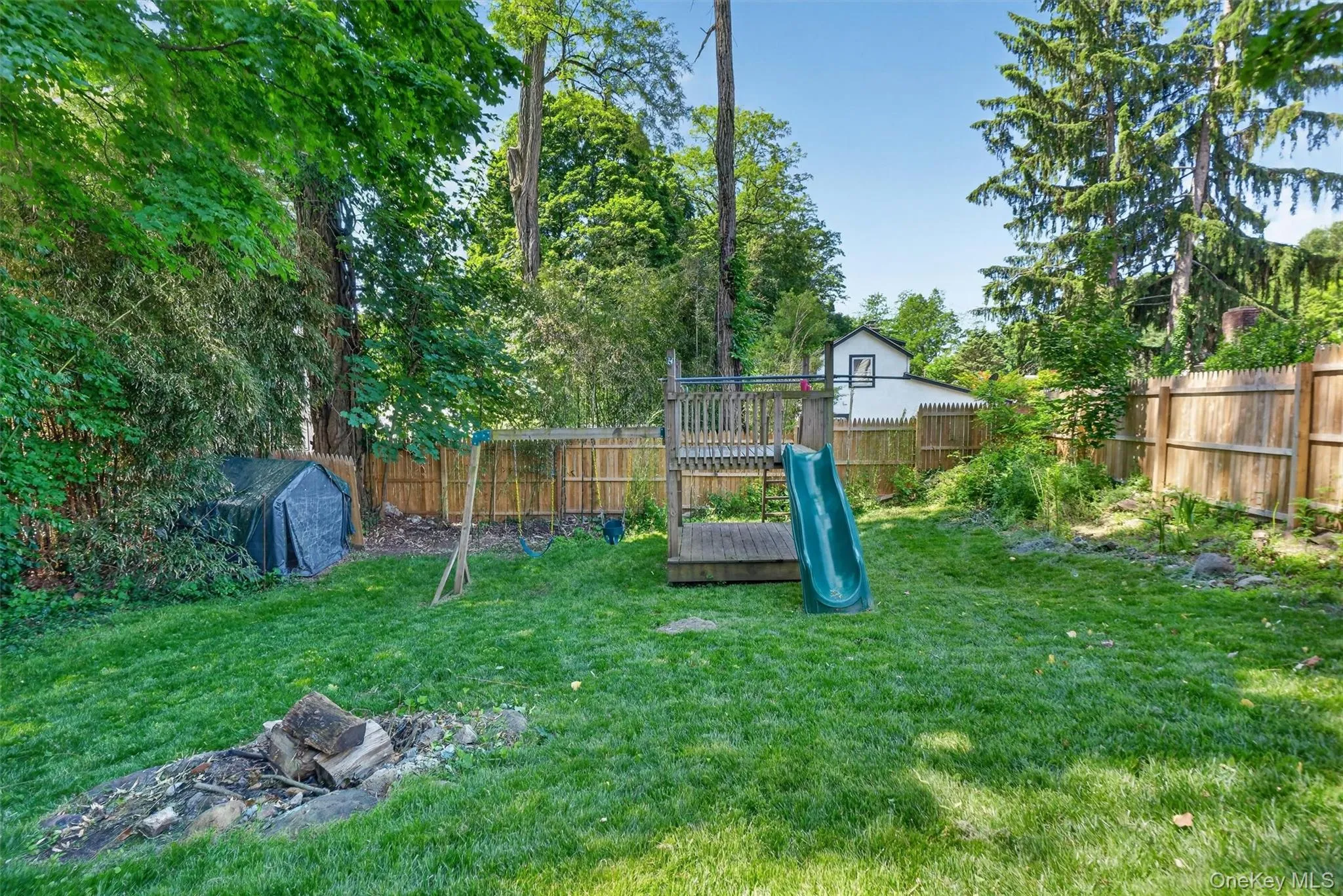 190 1/2 Grand Street, Cortlandt, NY, 2 Bedrooms Bedrooms, 4 Rooms Rooms,1 BathroomBathrooms,Residential,For Rent,Grand,0,1007145 190 1/2 Grand Street, Cortlandt, NY, 2 Bedrooms Bedrooms, 4 Rooms Rooms,1 BathroomBathrooms,Residential,For Rent,Grand,0,1007145
