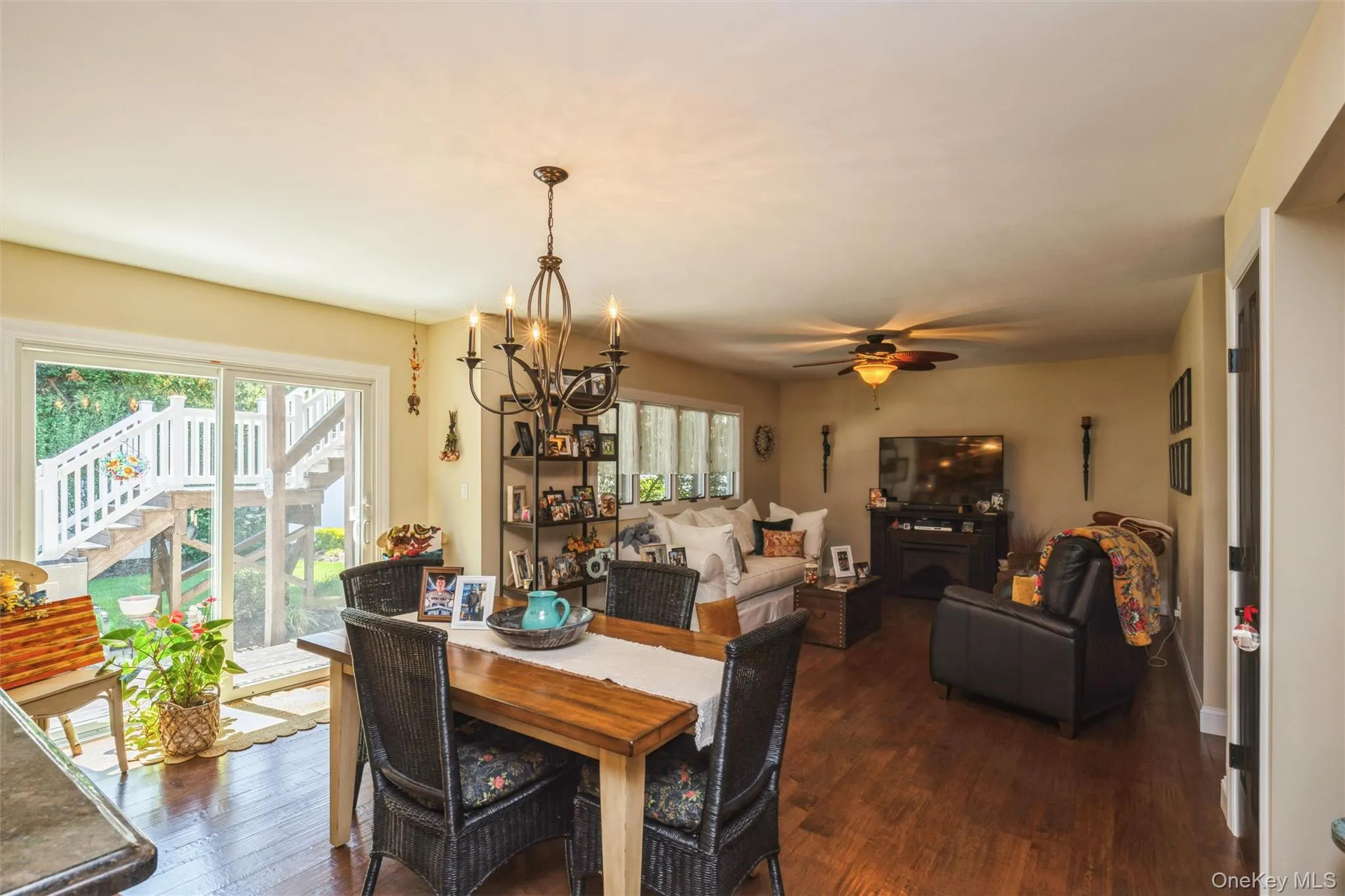 119 Jacqueline Lane, Brookhaven, NY, 3 Bedrooms Bedrooms, 10 Rooms Rooms,3 BathroomsBathrooms,Residential,For Rent,Jacqueline,0,1007148 119 Jacqueline Lane, Brookhaven, NY, 3 Bedrooms Bedrooms, 10 Rooms Rooms,3 BathroomsBathrooms,Residential,For Rent,Jacqueline,0,1007148