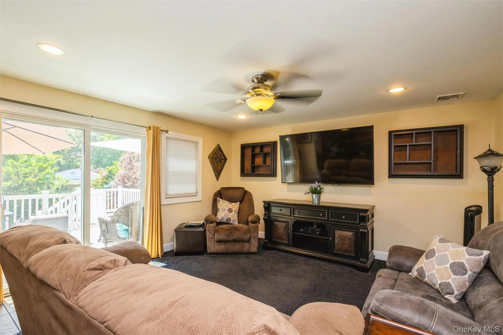 119 Jacqueline Lane, Brookhaven, NY, 3 Bedrooms Bedrooms, 10 Rooms Rooms,3 BathroomsBathrooms,Residential,For Rent,Jacqueline,0,1007148 119 Jacqueline Lane, Brookhaven, NY, 3 Bedrooms Bedrooms, 10 Rooms Rooms,3 BathroomsBathrooms,Residential,For Rent,Jacqueline,0,1007148