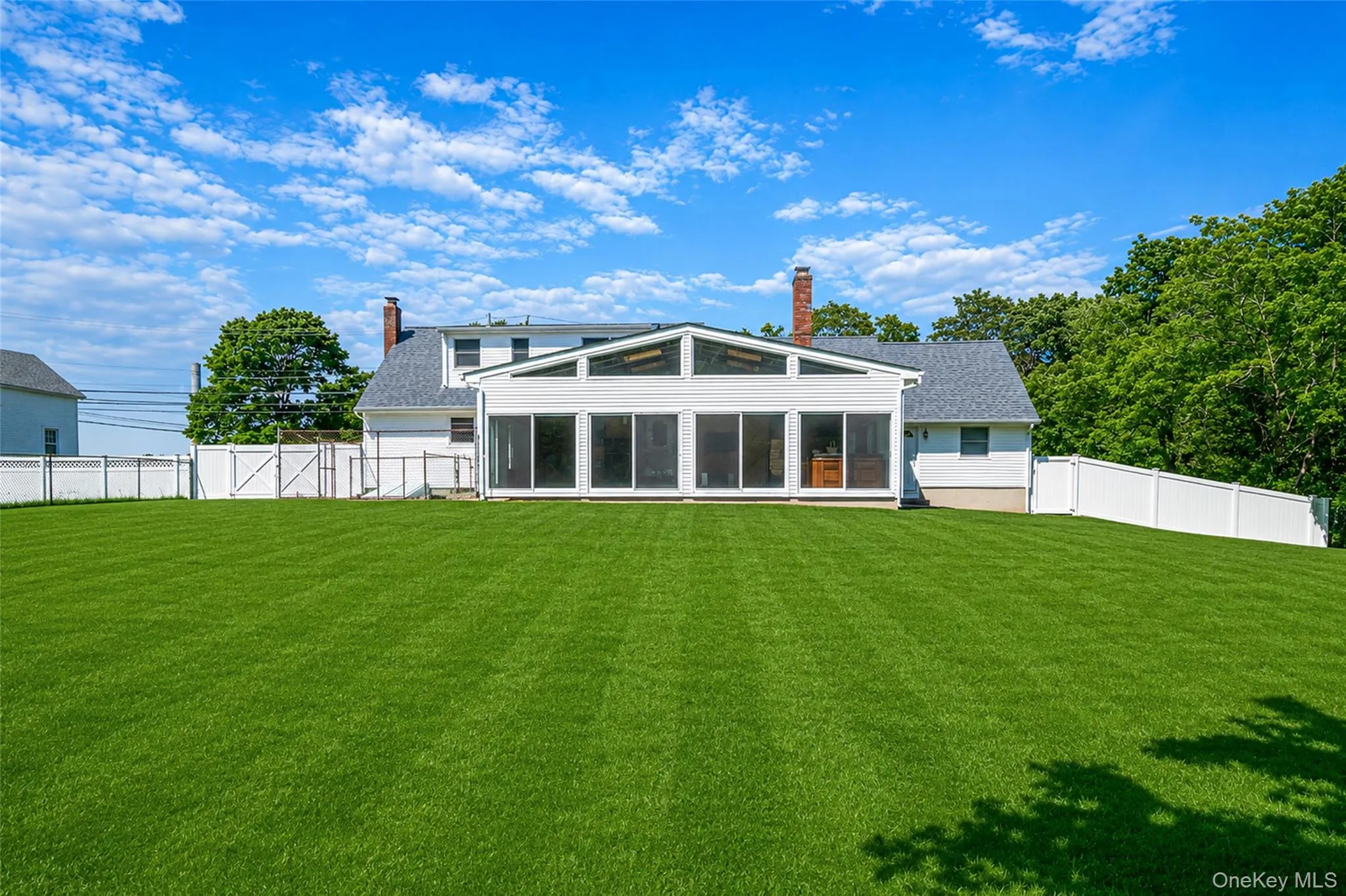 376 Country Road, Brookhaven, NY, 4 Bedrooms Bedrooms, 8 Rooms Rooms,2 BathroomsBathrooms,Residential,For Rent,Country,0,1007151 376 Country Road, Brookhaven, NY, 4 Bedrooms Bedrooms, 8 Rooms Rooms,2 BathroomsBathrooms,Residential,For Rent,Country,0,1007151