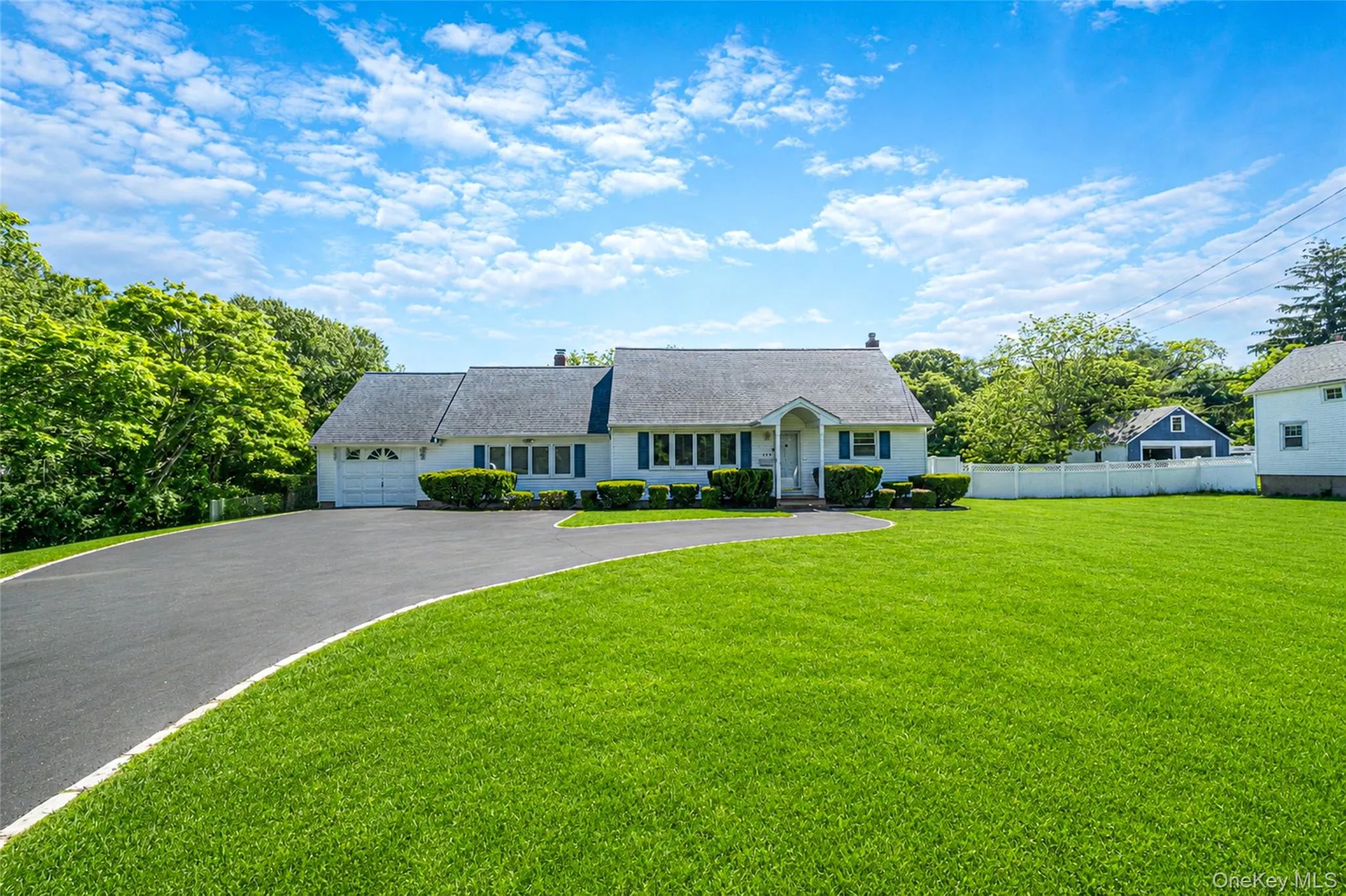 376 Country Road, Brookhaven, NY, 4 Bedrooms Bedrooms, 8 Rooms Rooms,2 BathroomsBathrooms,Residential,For Rent,Country,0,1007151 376 Country Road, Brookhaven, NY, 4 Bedrooms Bedrooms, 8 Rooms Rooms,2 BathroomsBathrooms,Residential,For Rent,Country,0,1007151