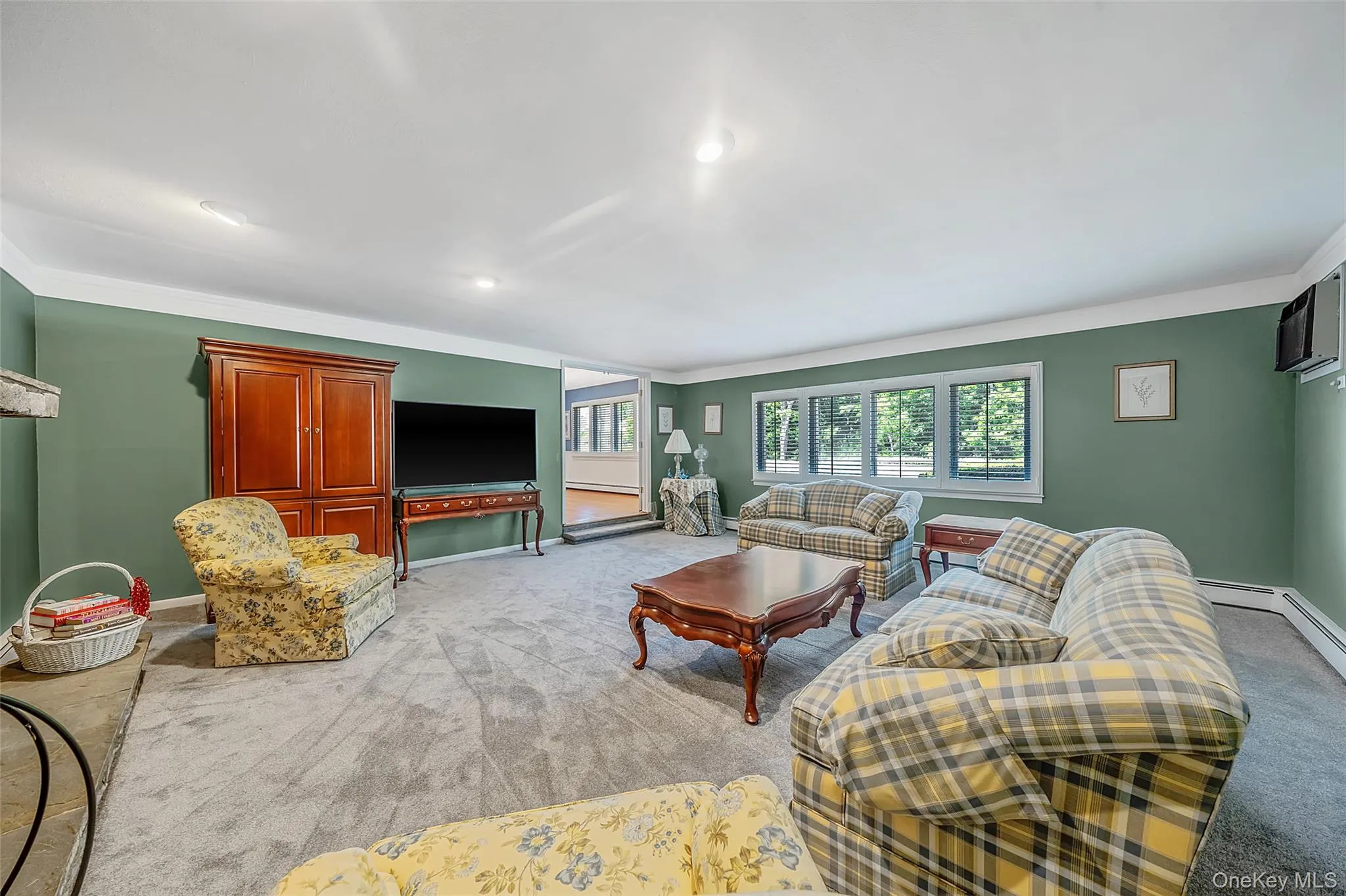 376 Country Road, Brookhaven, NY, 4 Bedrooms Bedrooms, 8 Rooms Rooms,2 BathroomsBathrooms,Residential,For Rent,Country,0,1007151 376 Country Road, Brookhaven, NY, 4 Bedrooms Bedrooms, 8 Rooms Rooms,2 BathroomsBathrooms,Residential,For Rent,Country,0,1007151