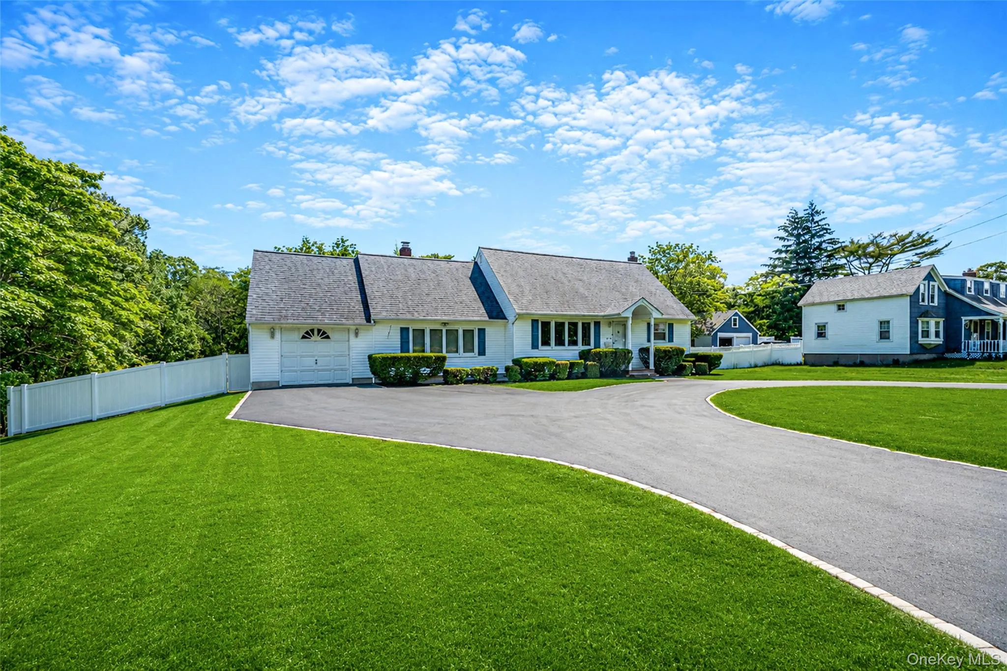 376 Country Road, Brookhaven, NY, 4 Bedrooms Bedrooms, 8 Rooms Rooms,2 BathroomsBathrooms,Residential,For Rent,Country,0,1007151 376 Country Road, Brookhaven, NY, 4 Bedrooms Bedrooms, 8 Rooms Rooms,2 BathroomsBathrooms,Residential,For Rent,Country,0,1007151