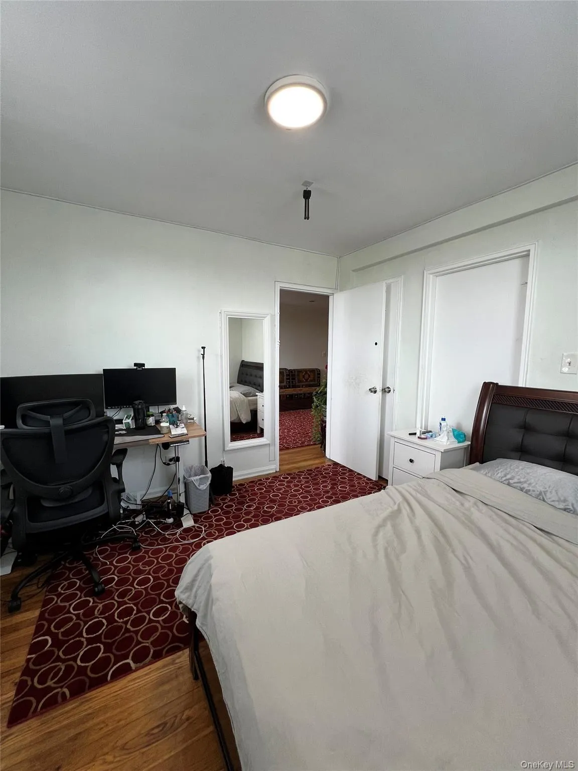 60-11 Broadway, New York, NY, 2 Bedrooms Bedrooms, 5 Rooms Rooms,1 BathroomBathrooms,Residential,For Rent,Broadway,0,1007153 60-11 Broadway, New York, NY, 2 Bedrooms Bedrooms, 5 Rooms Rooms,1 BathroomBathrooms,Residential,For Rent,Broadway,0,1007153