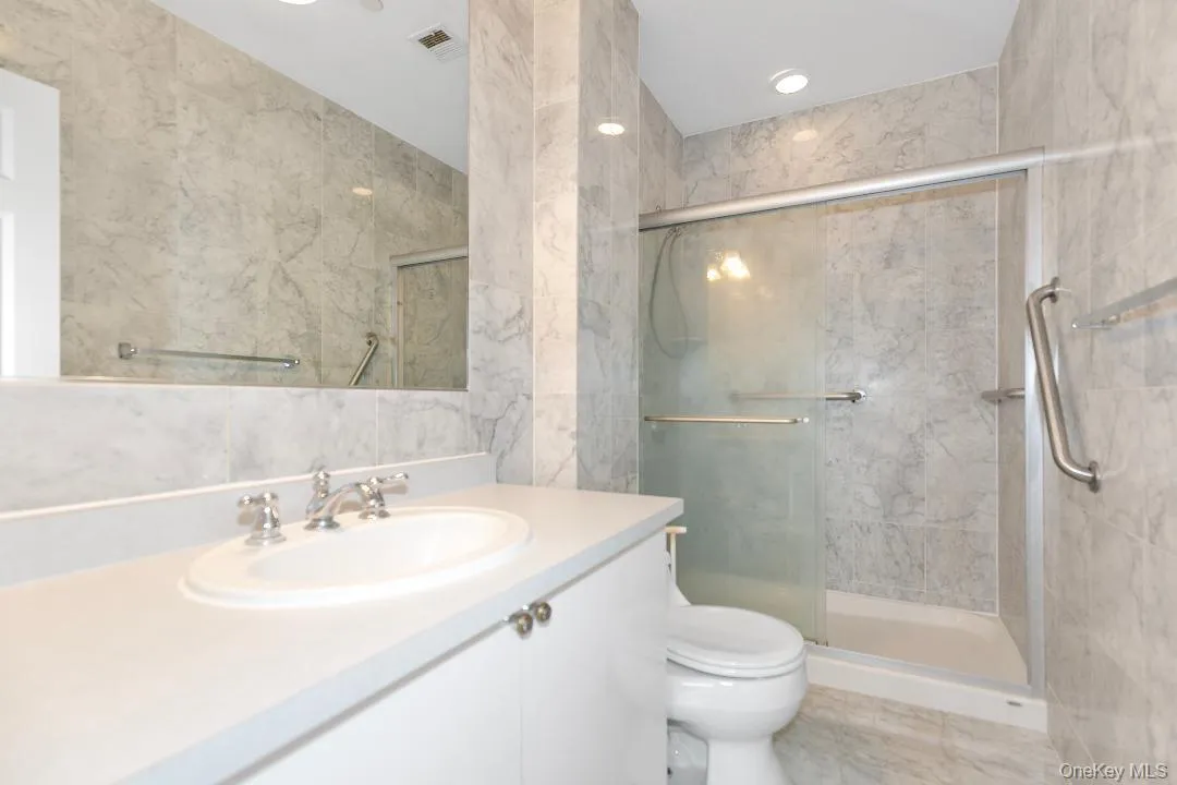 1 portico ct, North Hempstead, NY, 1 Bedroom Bedrooms, 3 Rooms Rooms,1 BathroomBathrooms,Residential Lease,For Rent,portico ct,0,1007156 1 portico ct, North Hempstead, NY, 1 Bedroom Bedrooms, 3 Rooms Rooms,1 BathroomBathrooms,Residential Lease,For Rent,portico ct,0,1007156