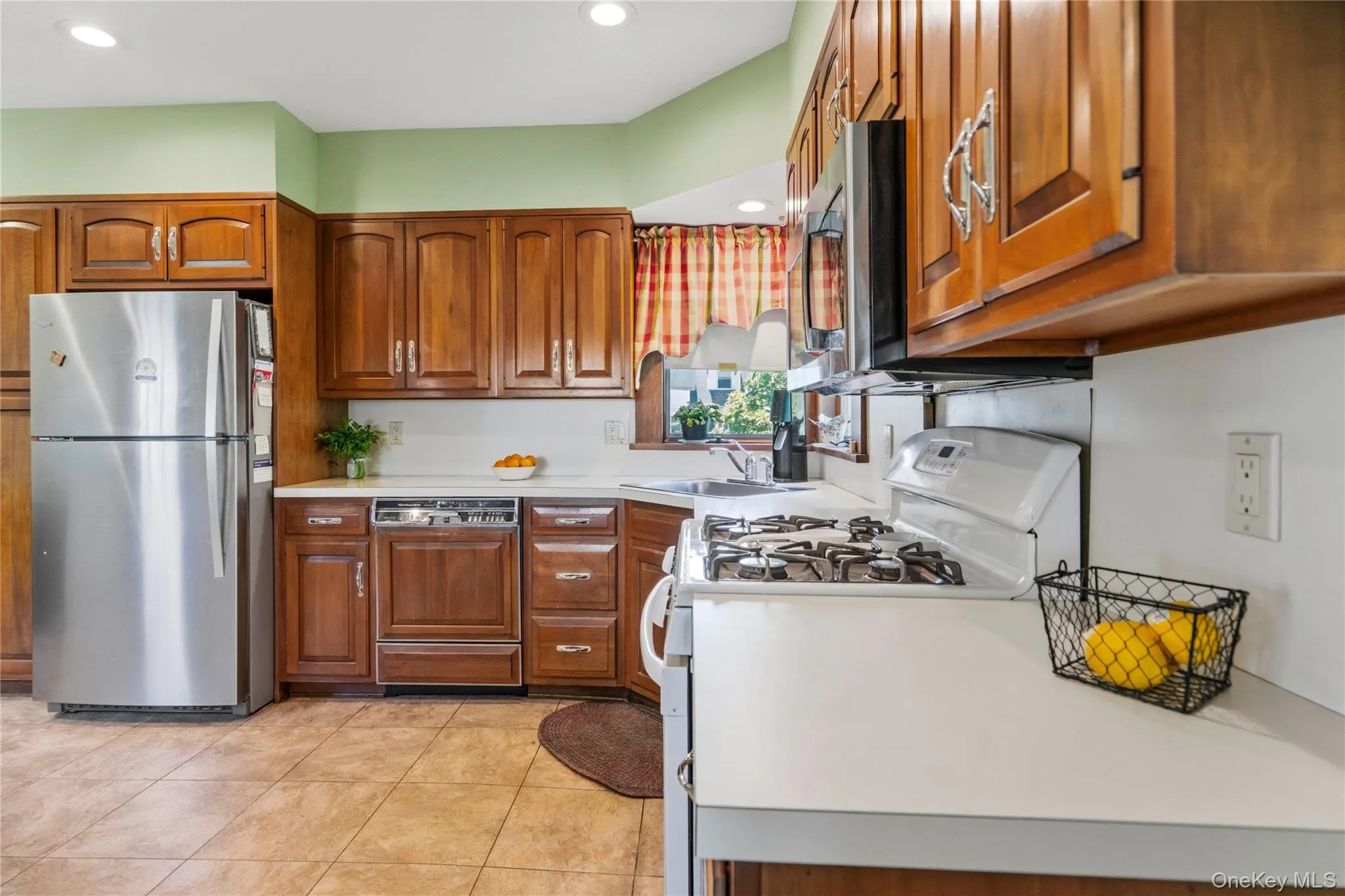 1032 6th Street, Hempstead, NY, 3 Bedrooms Bedrooms, 7 Rooms Rooms,2 BathroomsBathrooms,Residential,For Rent,6th,0,1007157 1032 6th Street, Hempstead, NY, 3 Bedrooms Bedrooms, 7 Rooms Rooms,2 BathroomsBathrooms,Residential,For Rent,6th,0,1007157