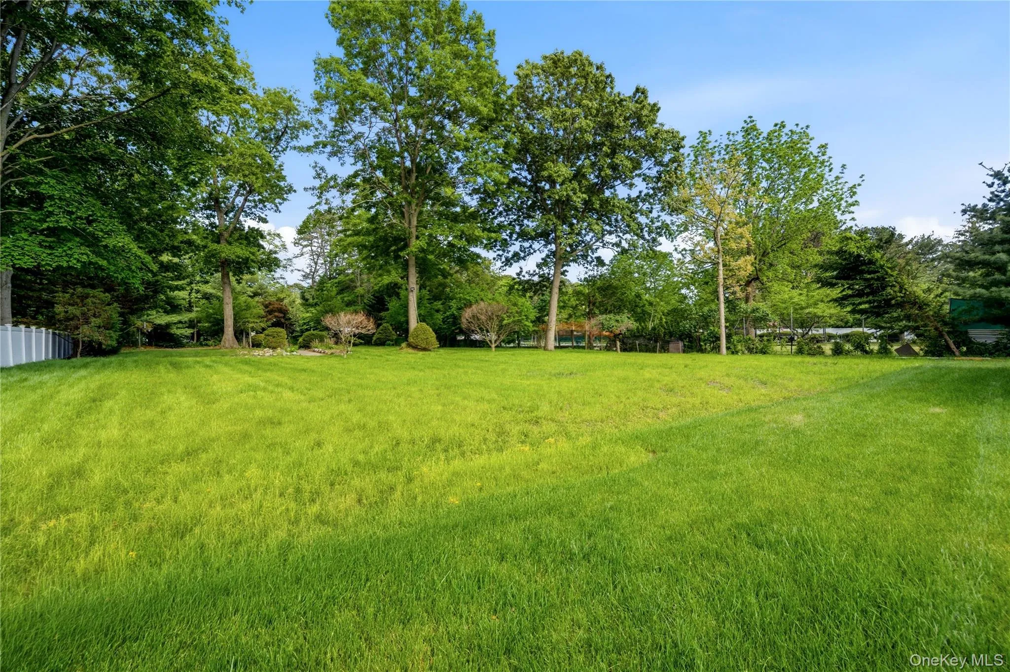 1130 Carlls Straight Path, Huntington, NY, 5 Bedrooms Bedrooms, 11 Rooms Rooms,6 BathroomsBathrooms,Residential,For Rent,Carlls Straight,0,1007159 1130 Carlls Straight Path, Huntington, NY, 5 Bedrooms Bedrooms, 11 Rooms Rooms,6 BathroomsBathrooms,Residential,For Rent,Carlls Straight,0,1007159