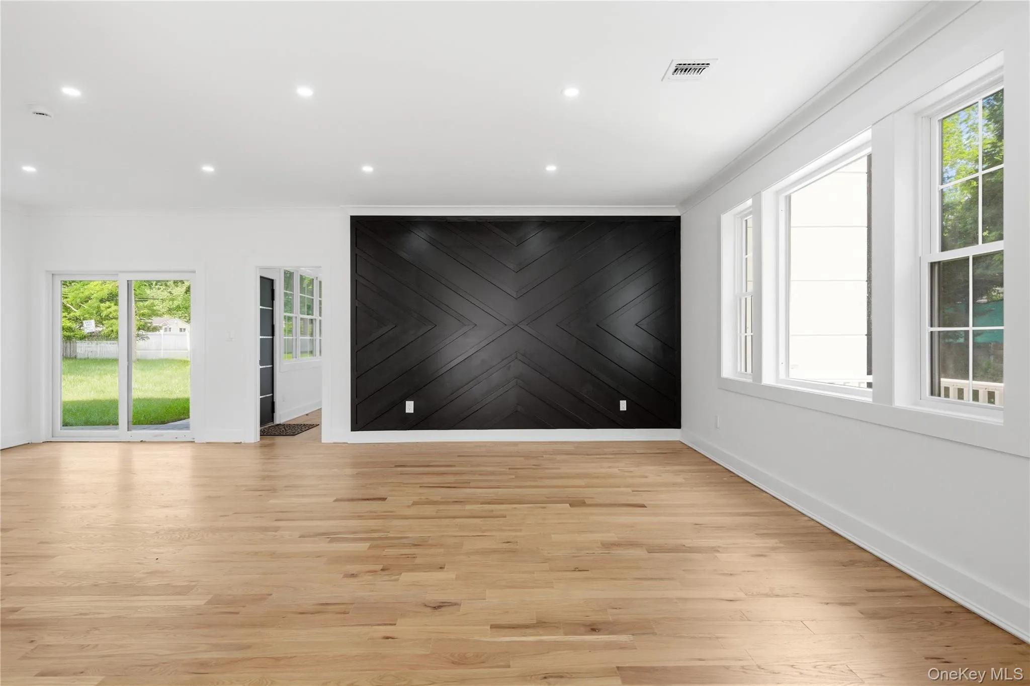 1130 Carlls Straight Path, Huntington, NY, 5 Bedrooms Bedrooms, 11 Rooms Rooms,6 BathroomsBathrooms,Residential,For Rent,Carlls Straight,0,1007159 1130 Carlls Straight Path, Huntington, NY, 5 Bedrooms Bedrooms, 11 Rooms Rooms,6 BathroomsBathrooms,Residential,For Rent,Carlls Straight,0,1007159